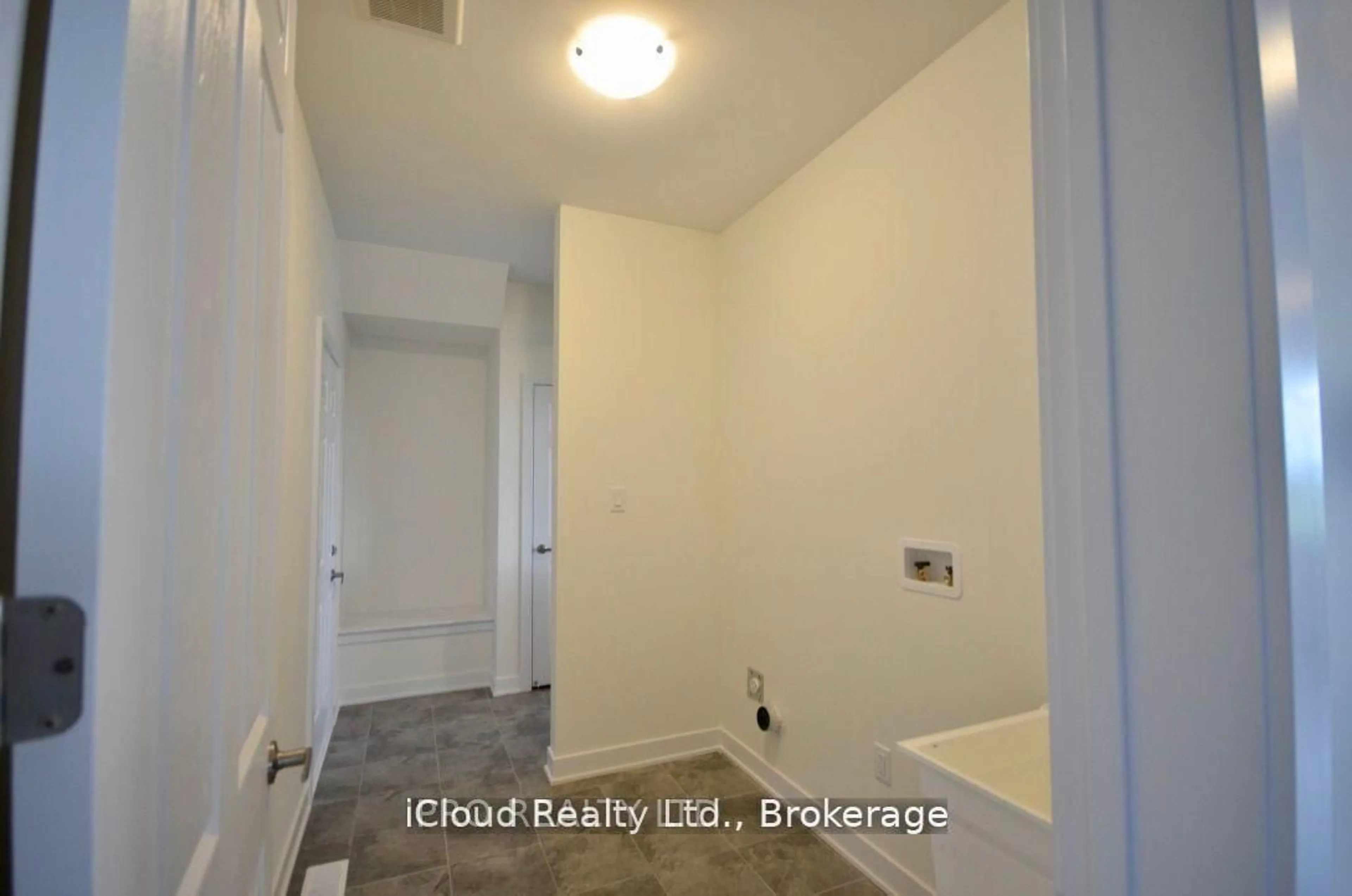 A pic of a room for 166 Aviron Cres, Welland Ontario L3B 5K5