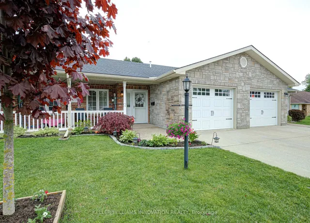 51 Devon Dr, South Huron 2
