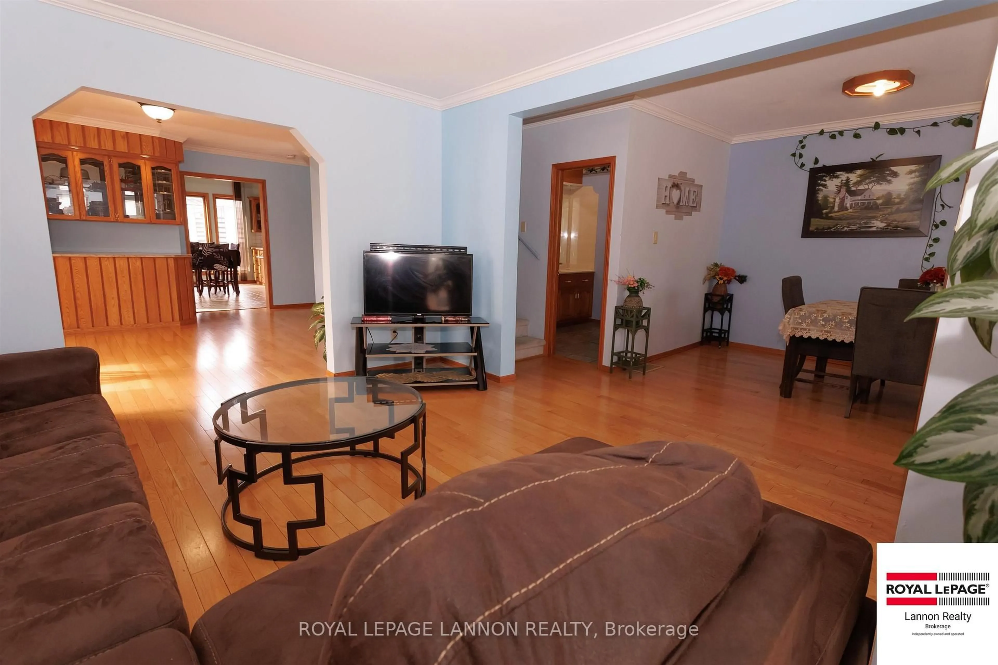 Living room with furniture, unknown for 88 Carl Ave, Thunder Bay Ontario P7B 4Z5