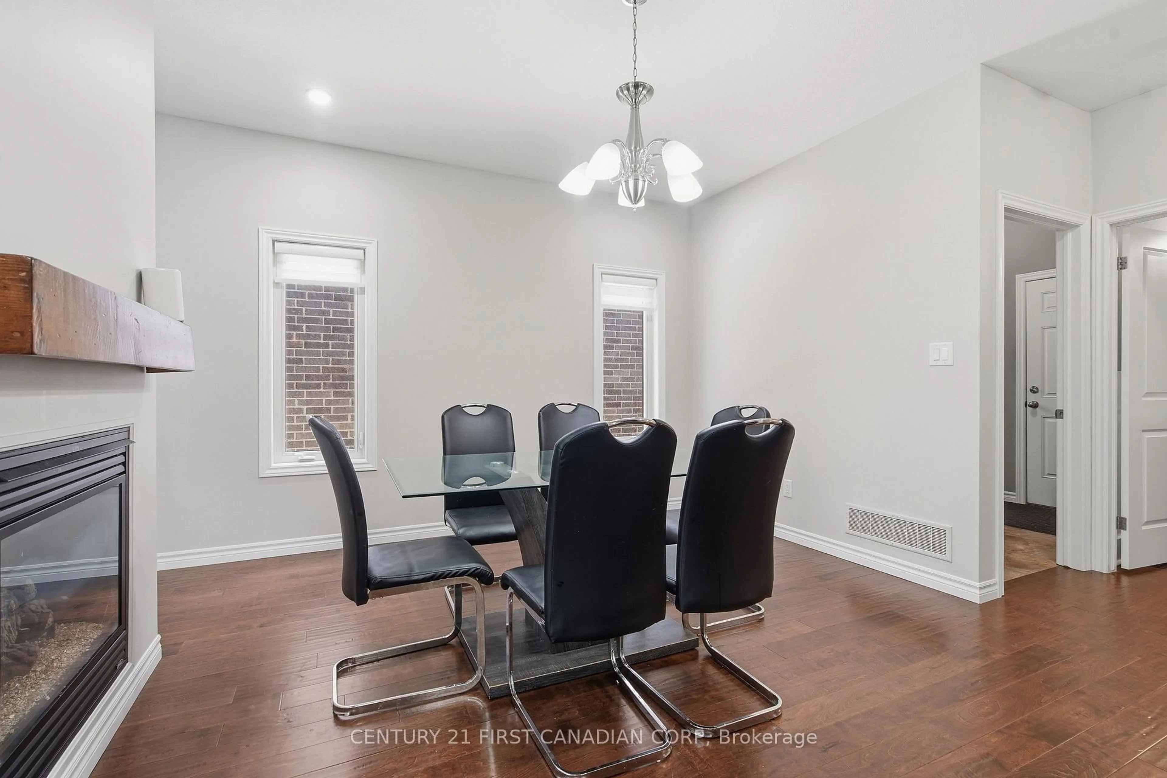 Dining room, unknown for 3361 Paulpeel Ave, London South Ontario N6L 0A4