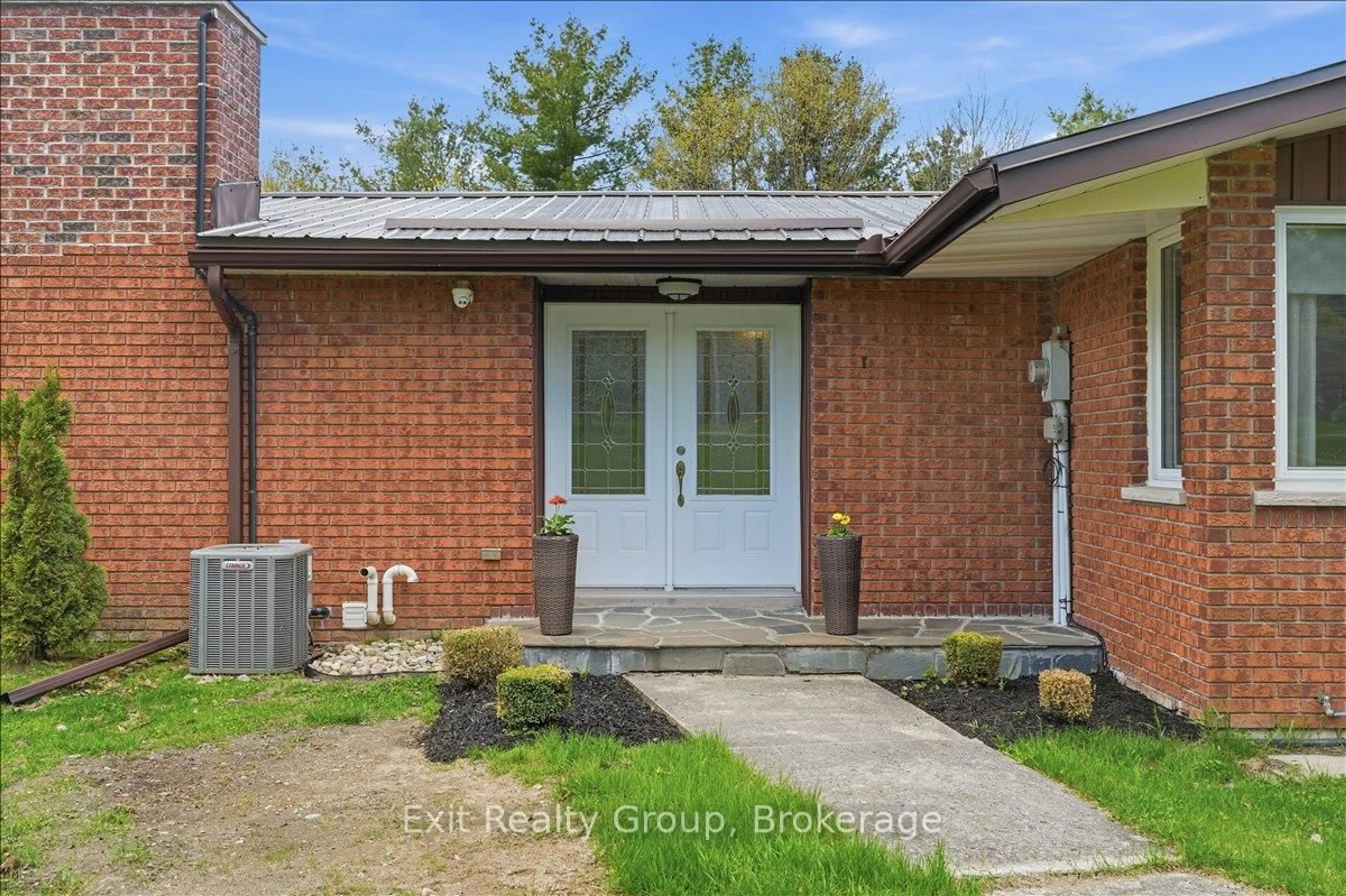 Unknown for 1001 Baptist Church Rd, Stirling Ontario K0K 3E0