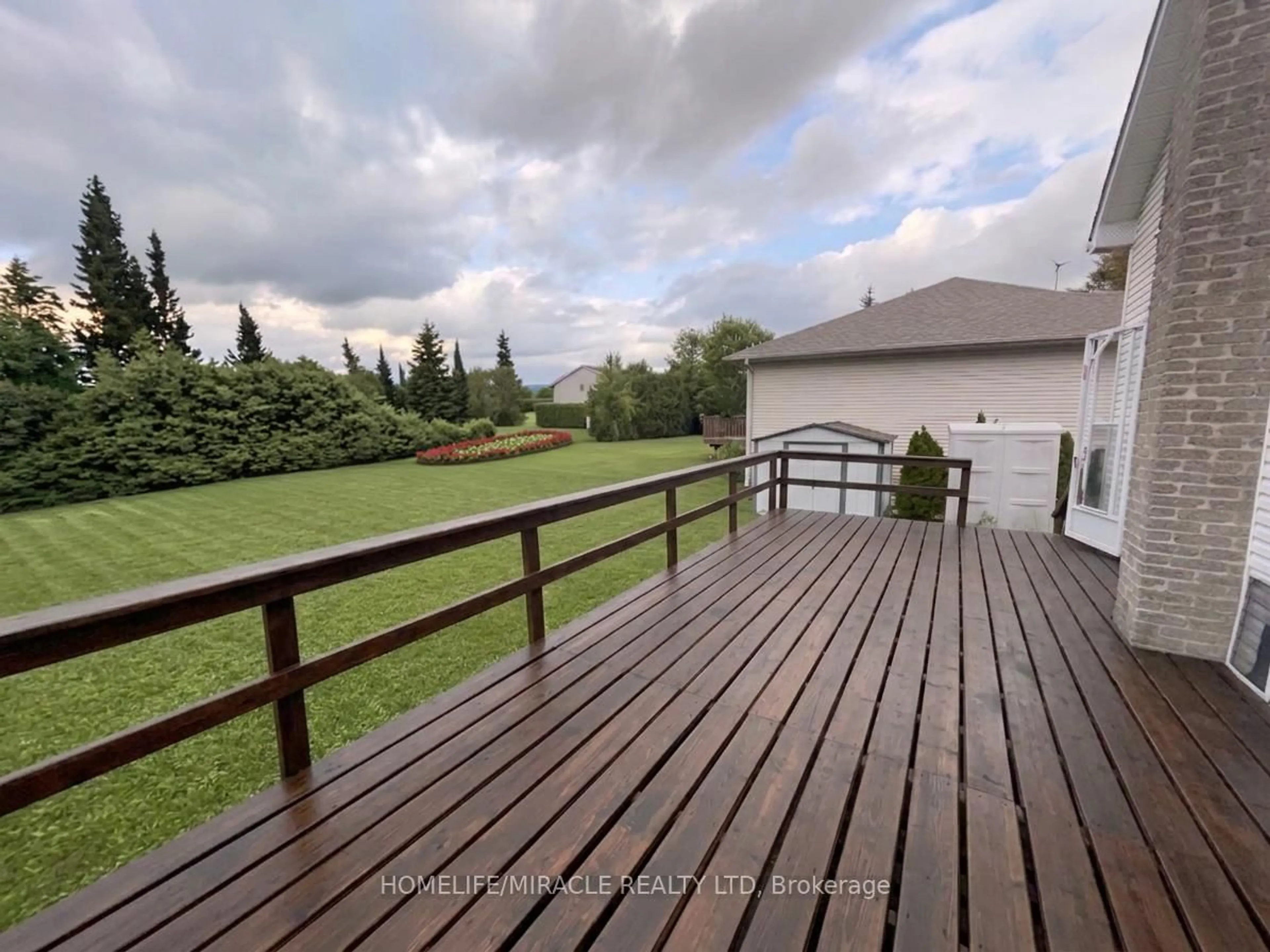 Patio, water/lake/river/ocean view for 279 Mountain St, Greater Sudbury Ontario P3B 2T8