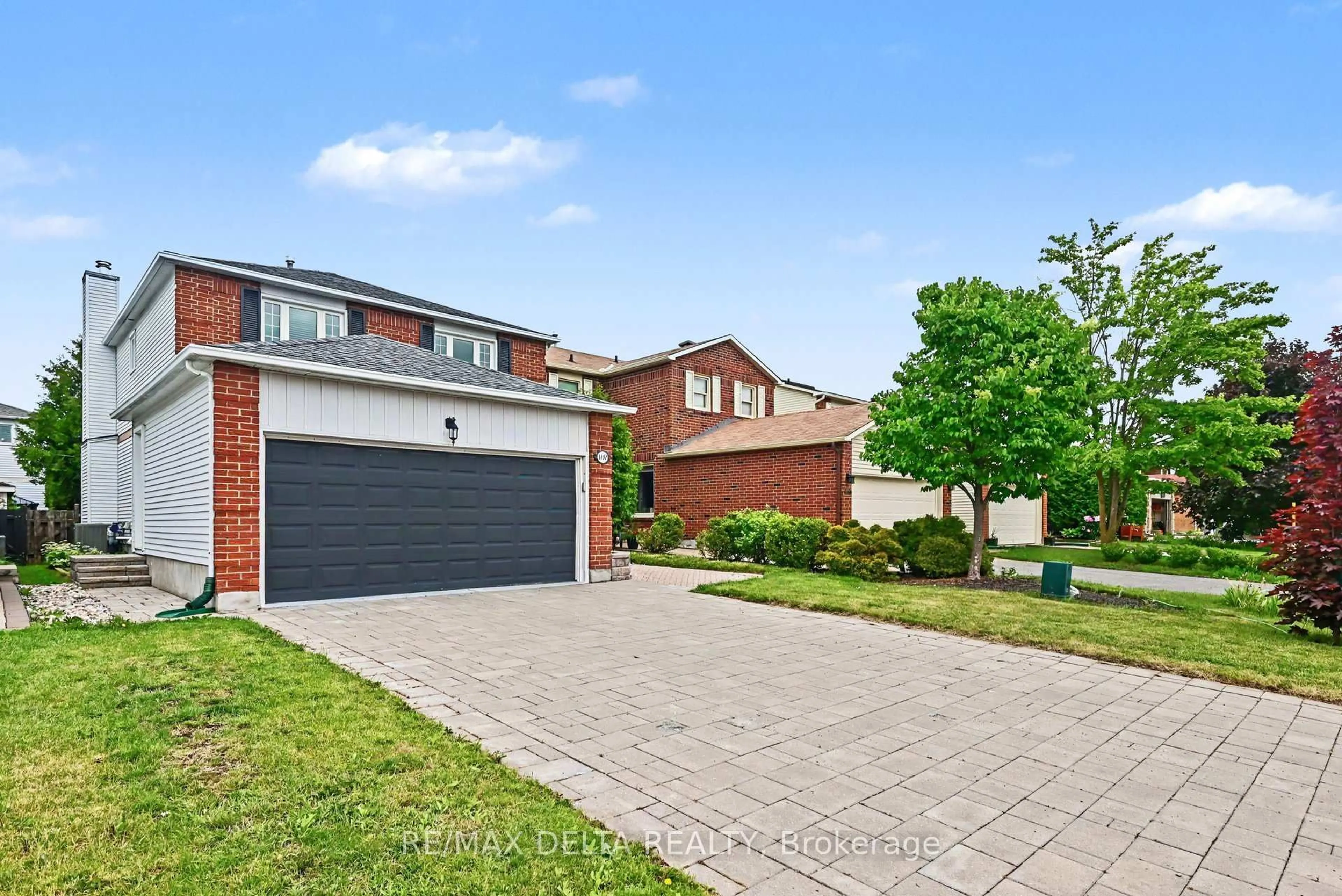 Home with brick exterior material, street for 1462 Laurin Cres, Ottawa Ontario K1E 3G7