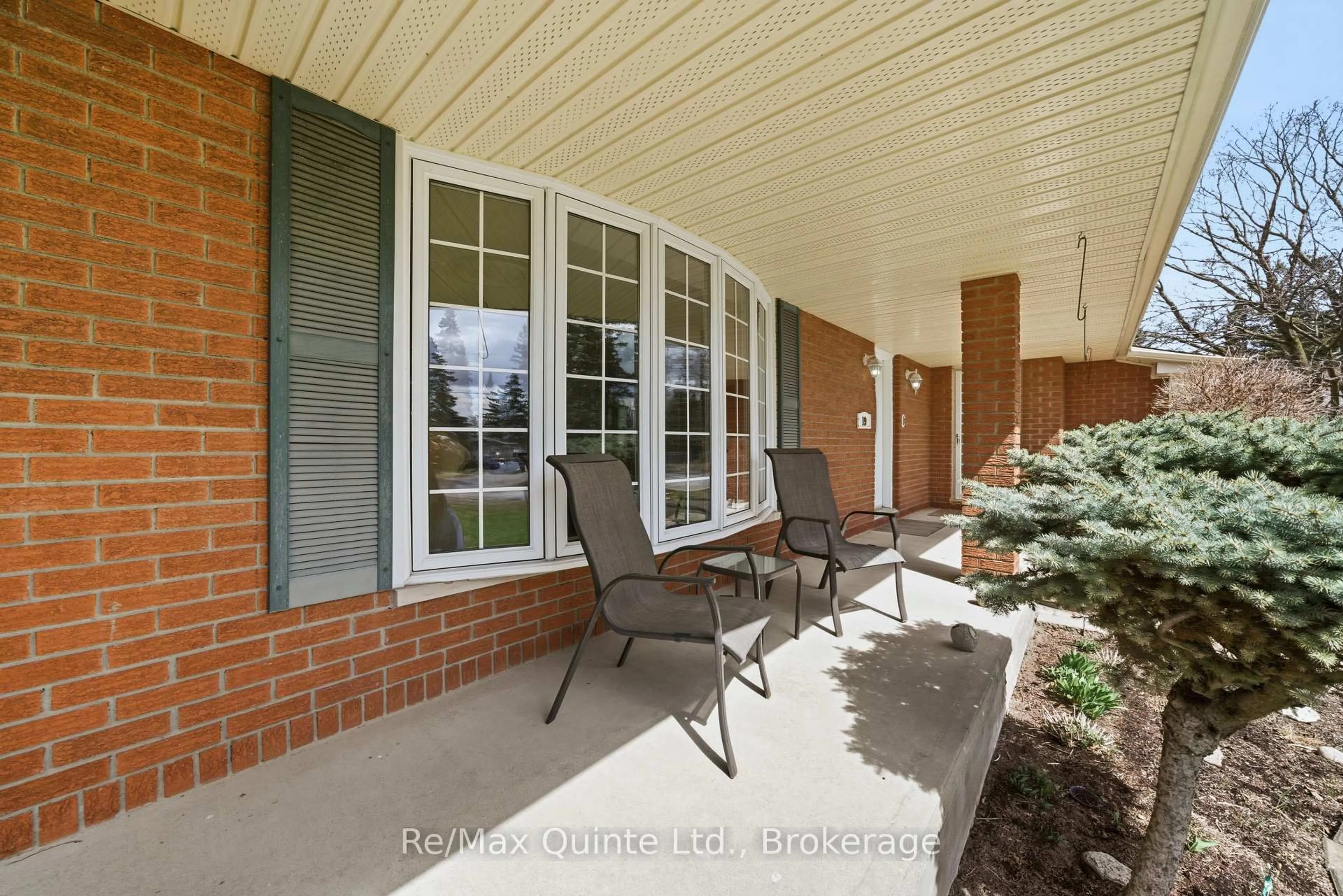Patio, unknown for 19 Country Club Dr, Quinte West Ontario K8R 1B4