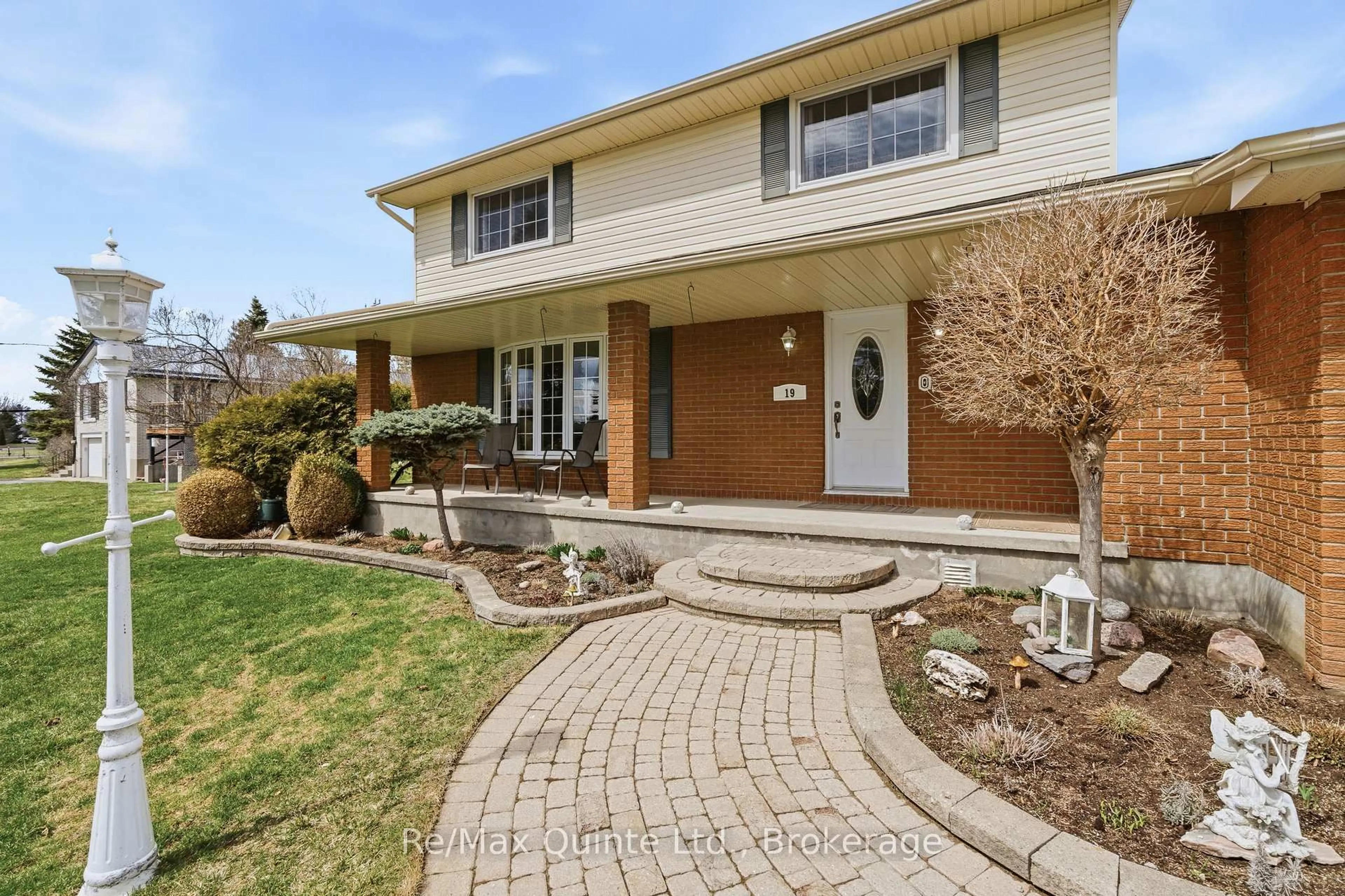 Home with brick exterior material, street for 19 Country Club Dr, Quinte West Ontario K8R 1B4