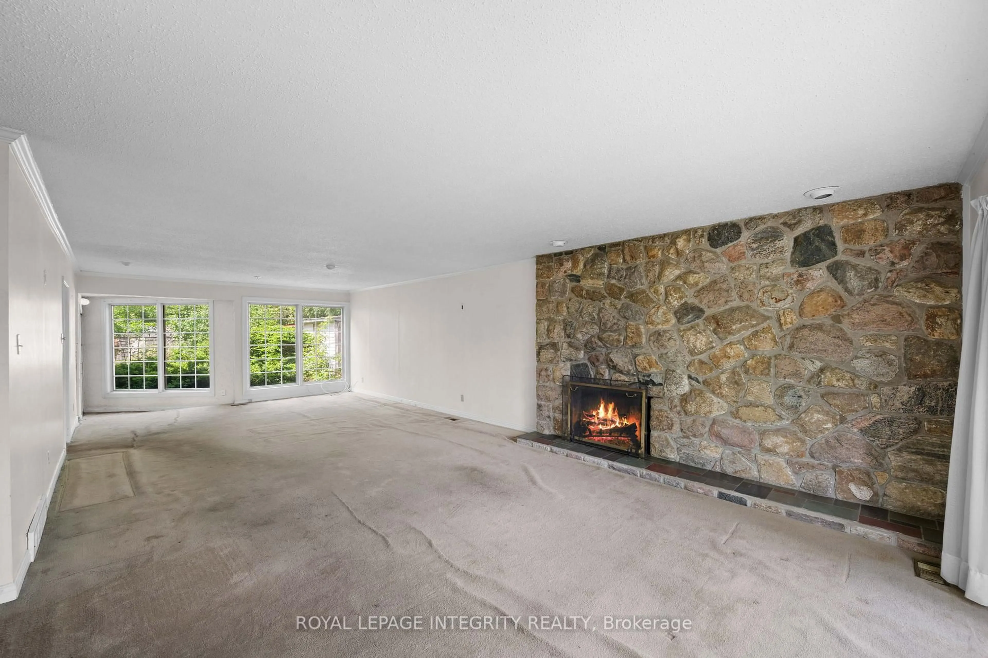 A pic of a room for 39 Mohawk Cres, Ottawa Ontario K2H 7G7