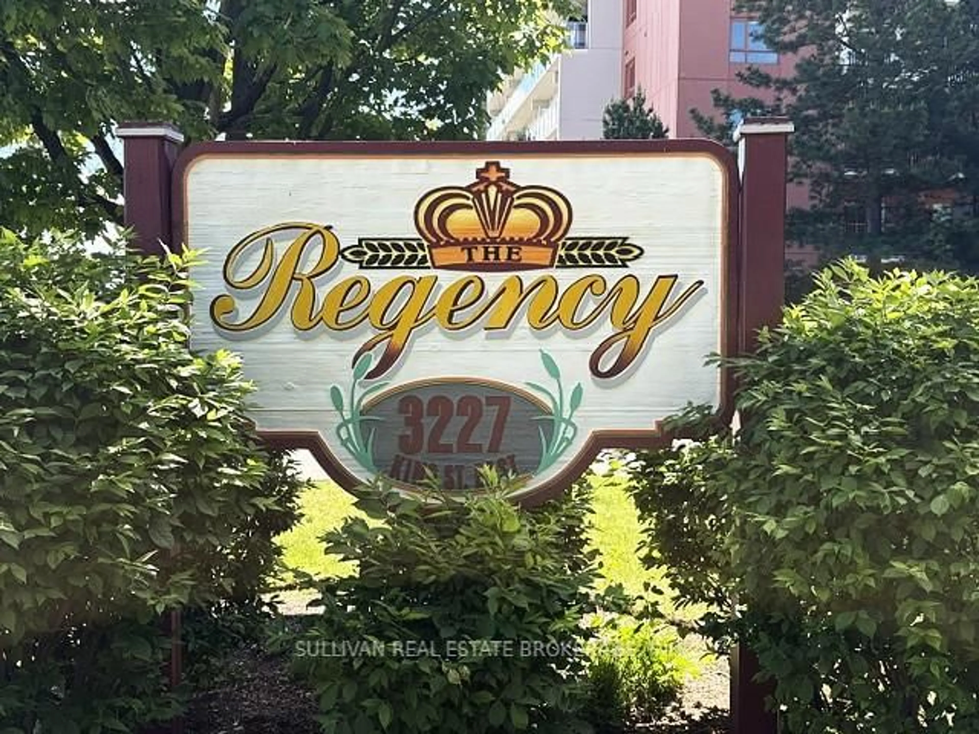 Indoor entryway for 3227 King St #702, Kitchener Ontario N2A 3Z9