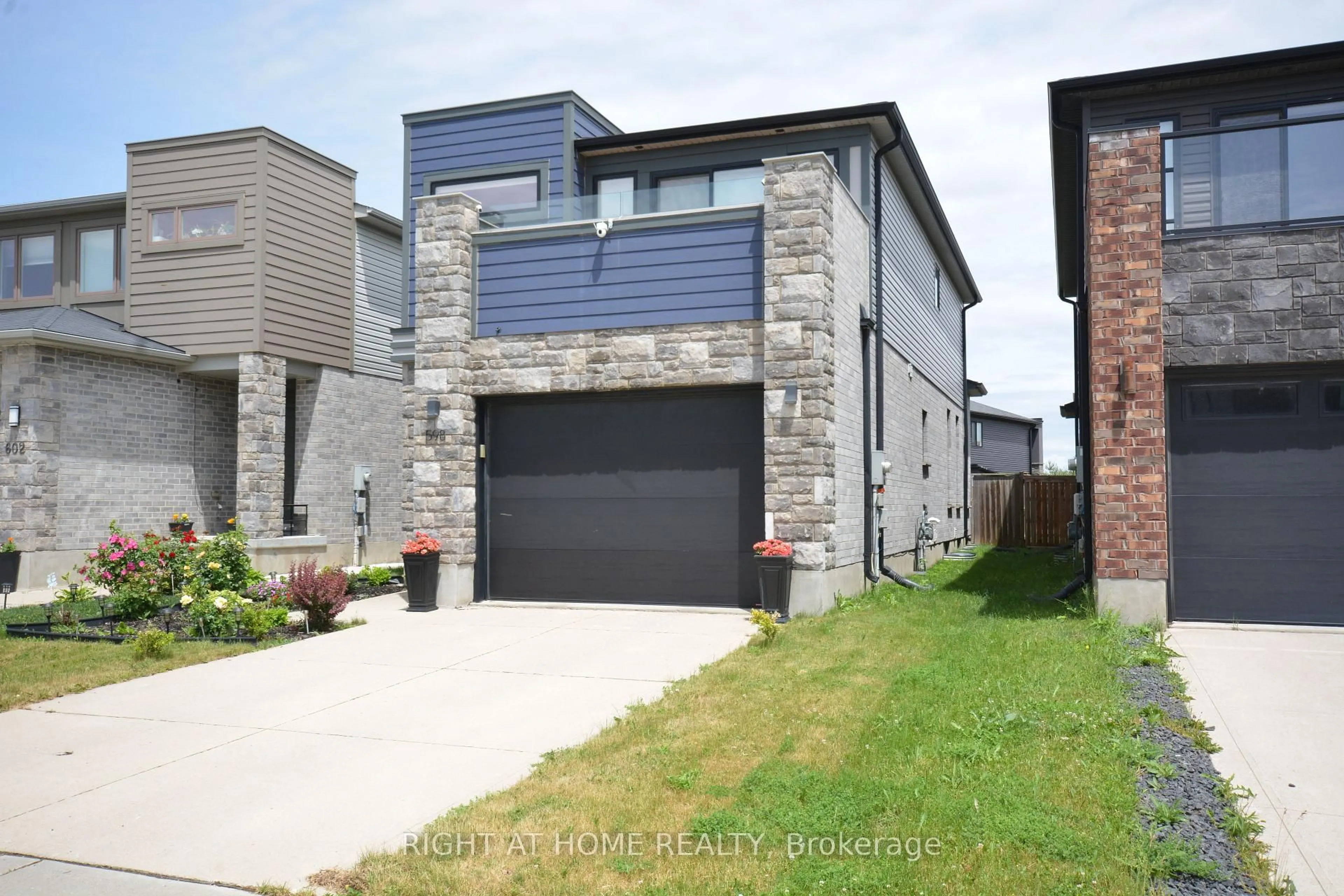 Home with brick exterior material, street for 598 FREEPORT St, London North Ontario N6G 0R2