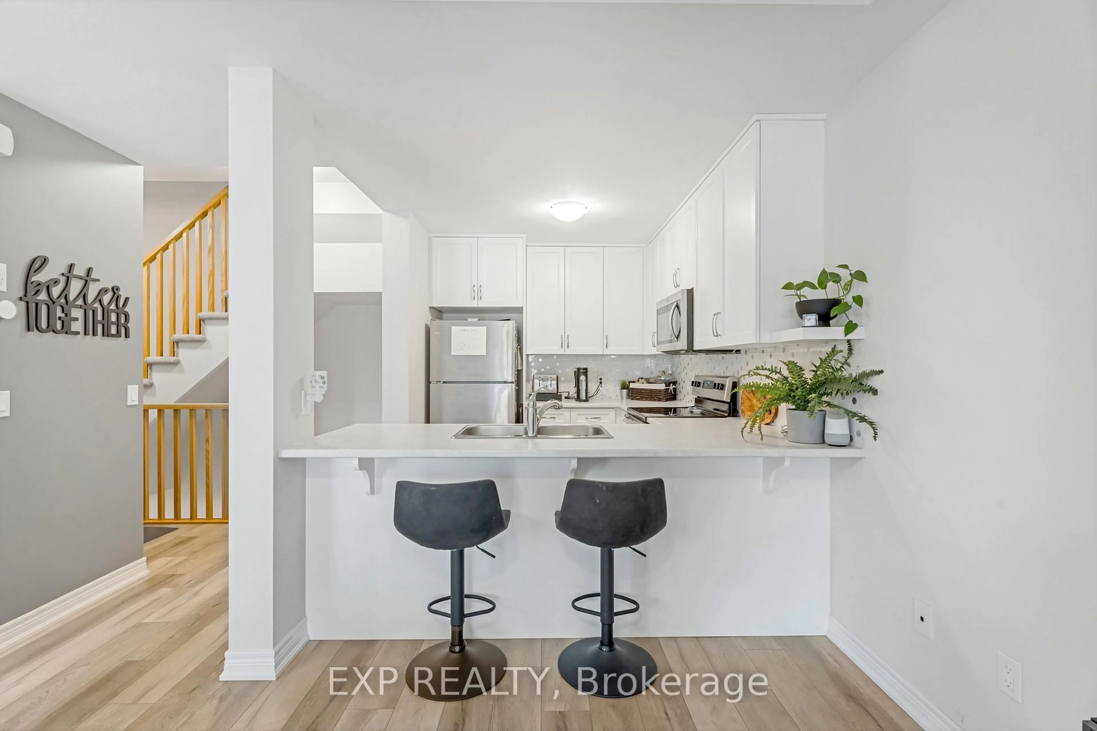 Open concept kitchen, unknown for 27 Rachel Dr #41, Hamilton Ontario L8E 0K6