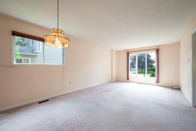 949 Cornell Cres, Cobourg 5