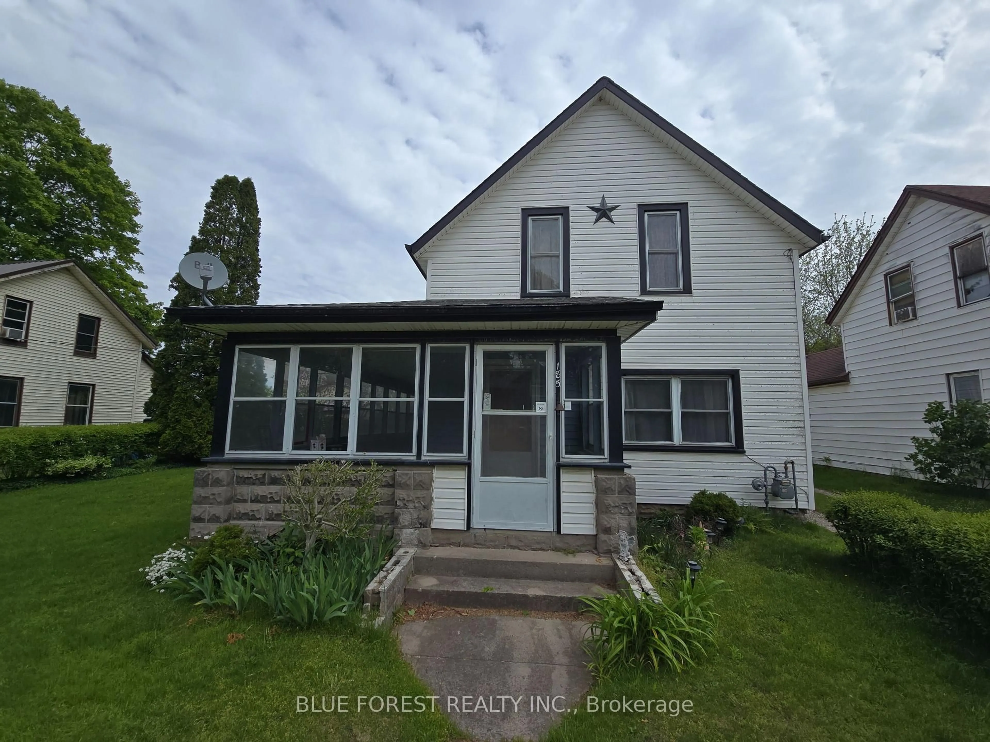 Home with vinyl exterior material, street for 185 Furnival Rd, West Elgin Ontario N0L 2C0