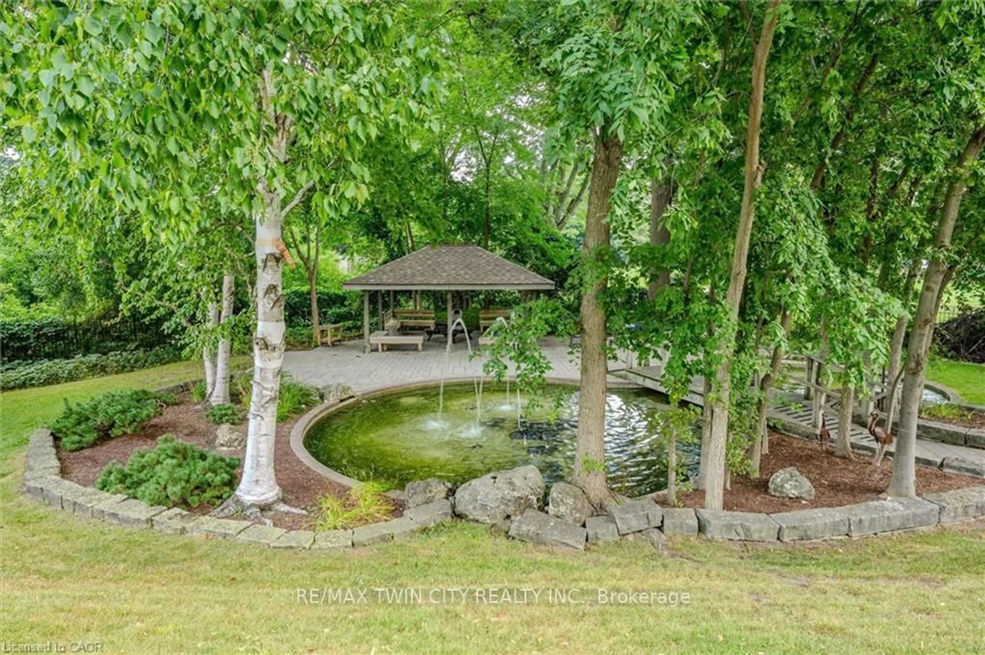 Patio, water/lake/river/ocean view for 6 Willow St #602, Waterloo Ontario N2J 4S3
