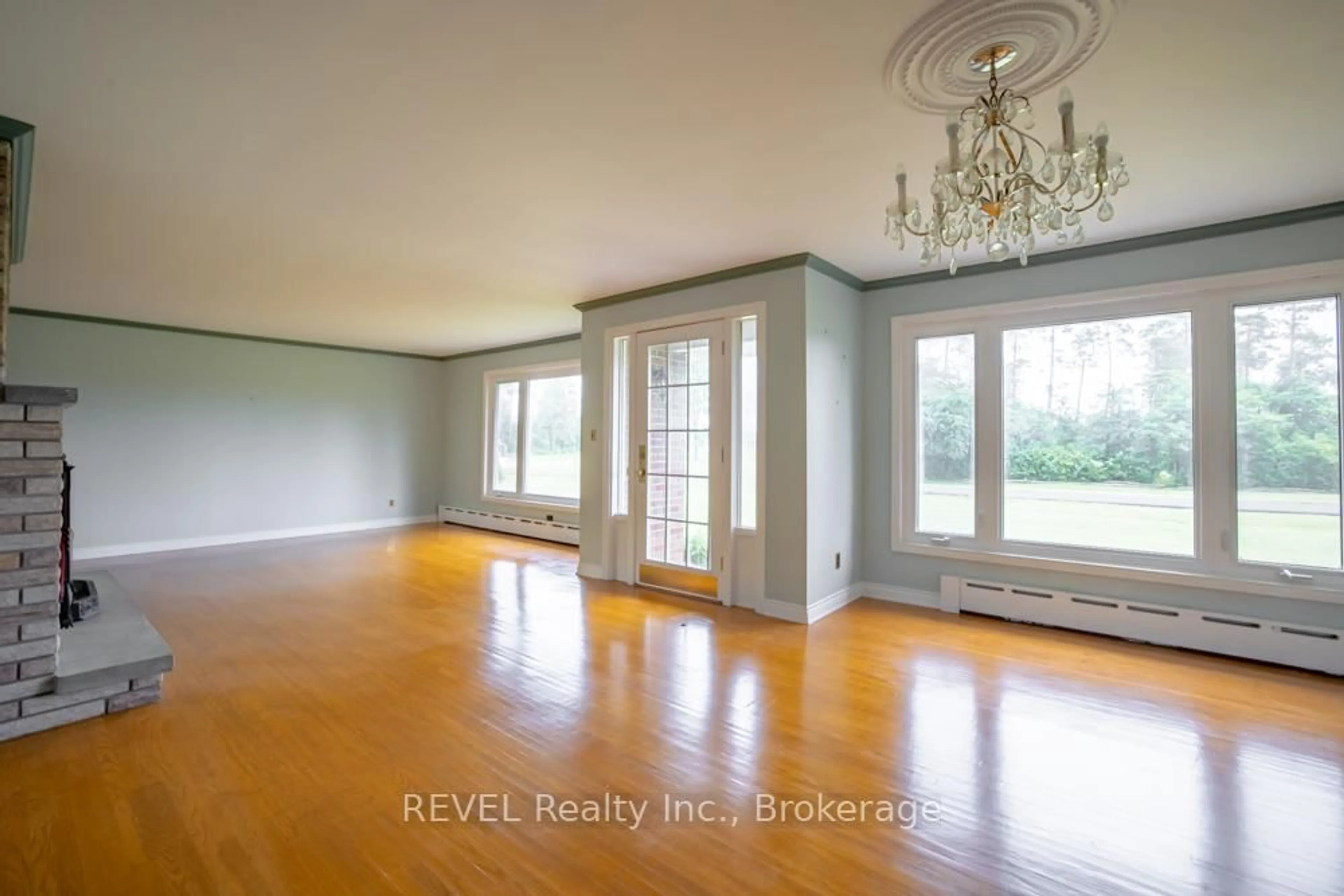 Unknown for 2229 Houck Cres, Fort Erie Ontario L2A 5M4