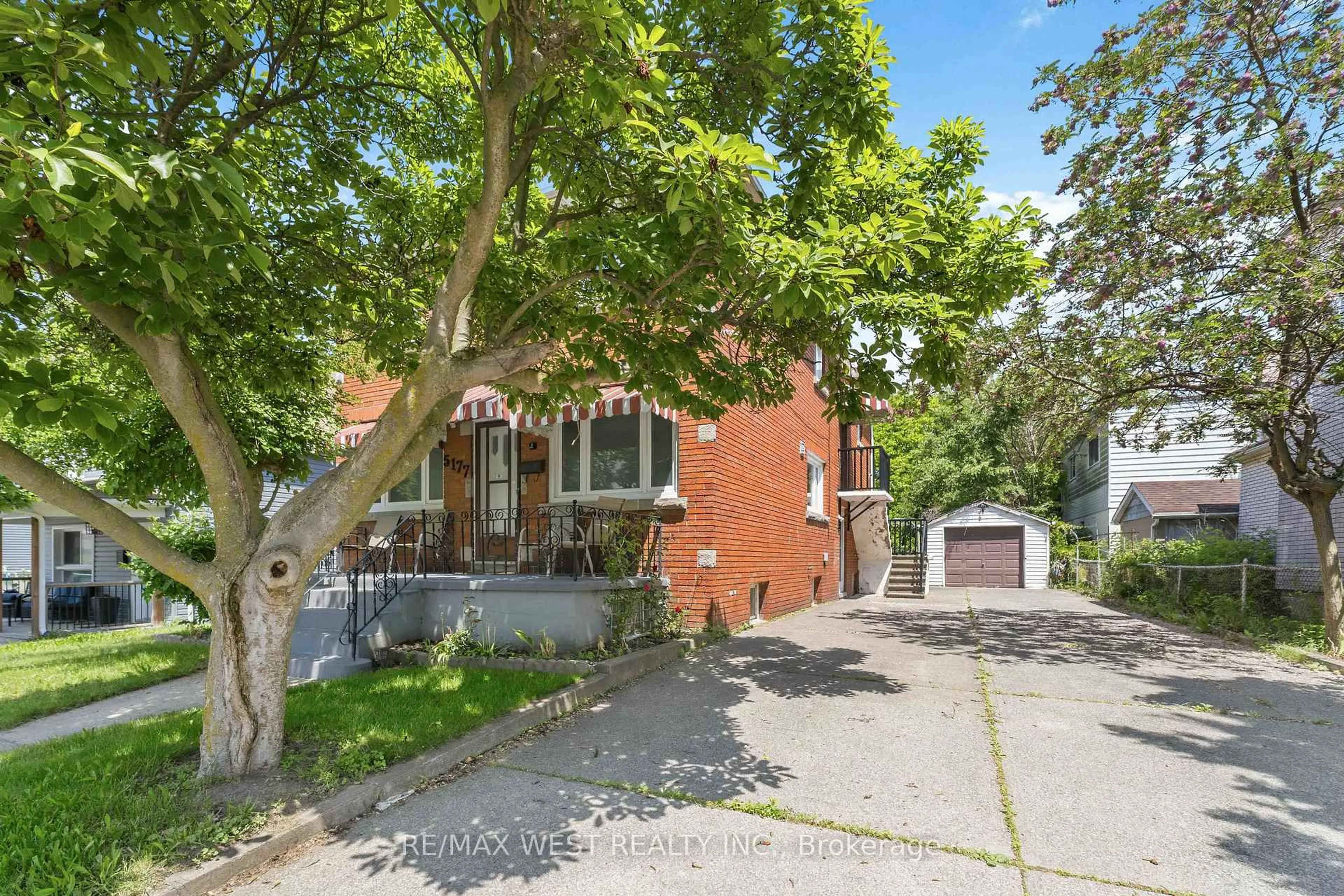 Unknown for 5177 Kitchener St, Niagara Falls Ontario L2G 1B4