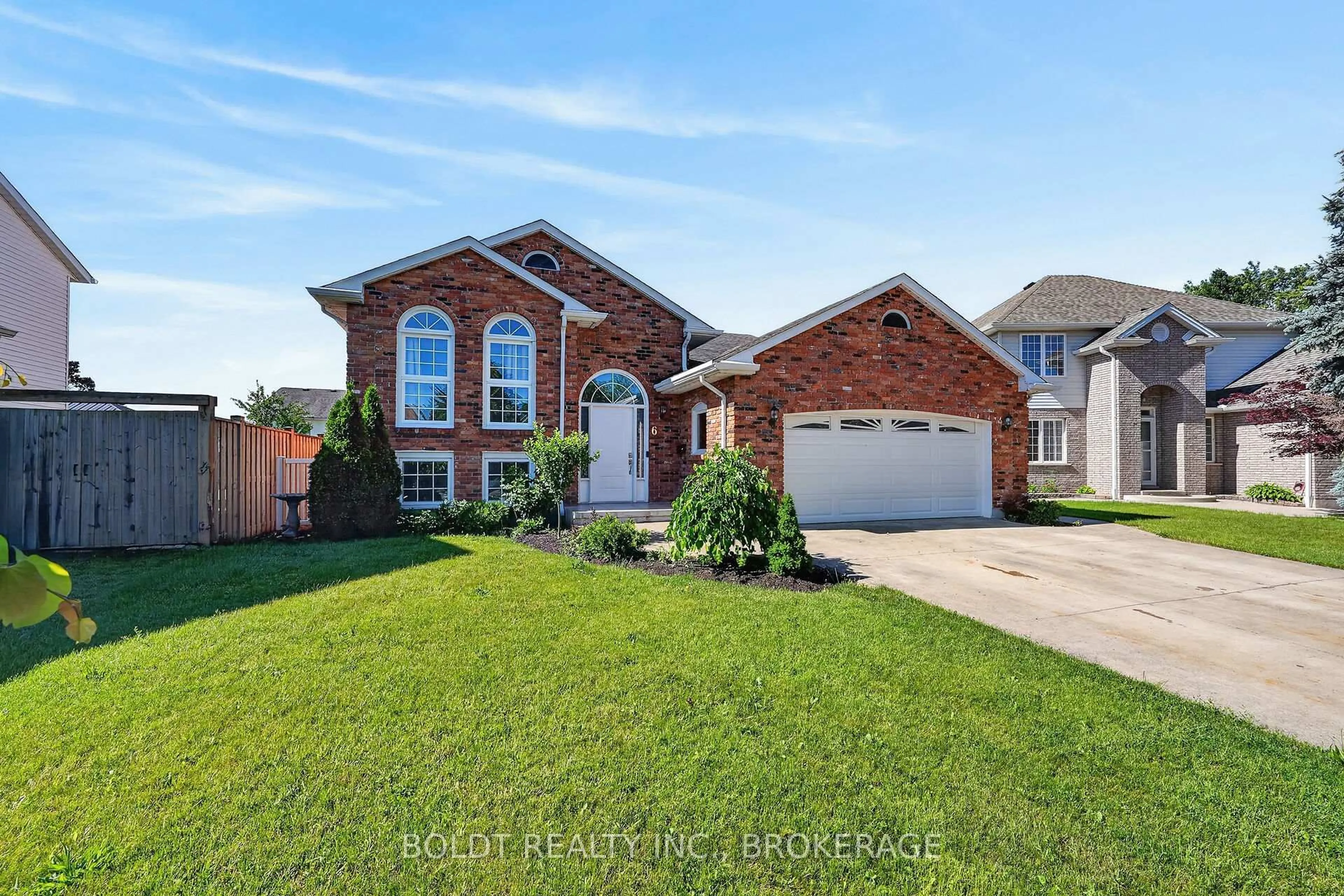 Home with brick exterior material, street for 6 Cedar Crt, St. Catharines Ontario L2S 3V1