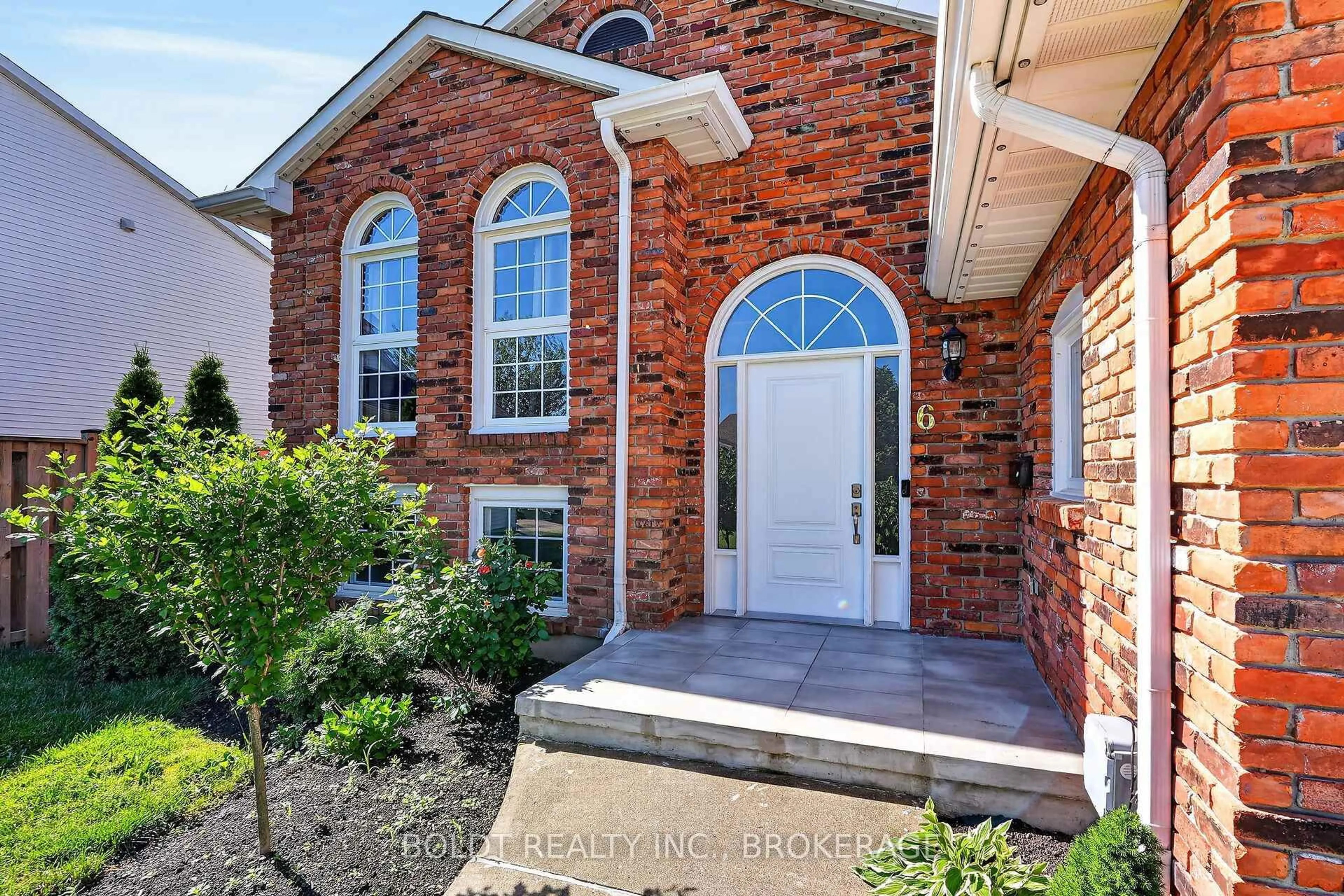 Home with brick exterior material, street for 6 Cedar Crt, St. Catharines Ontario L2S 3V1