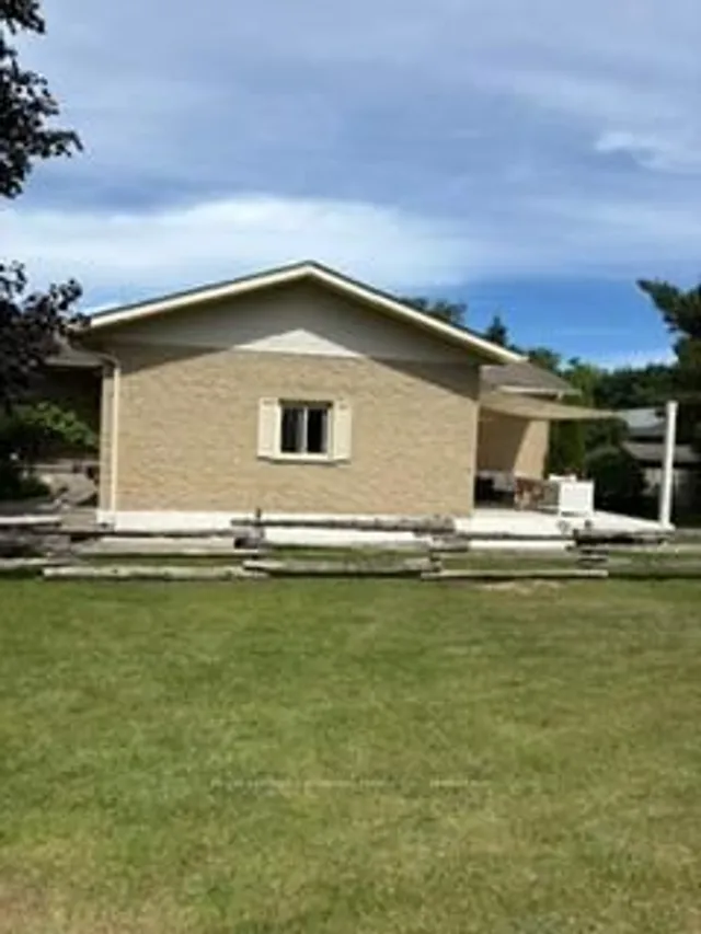 579 Peirson Ave, Saugeen Shores 4
