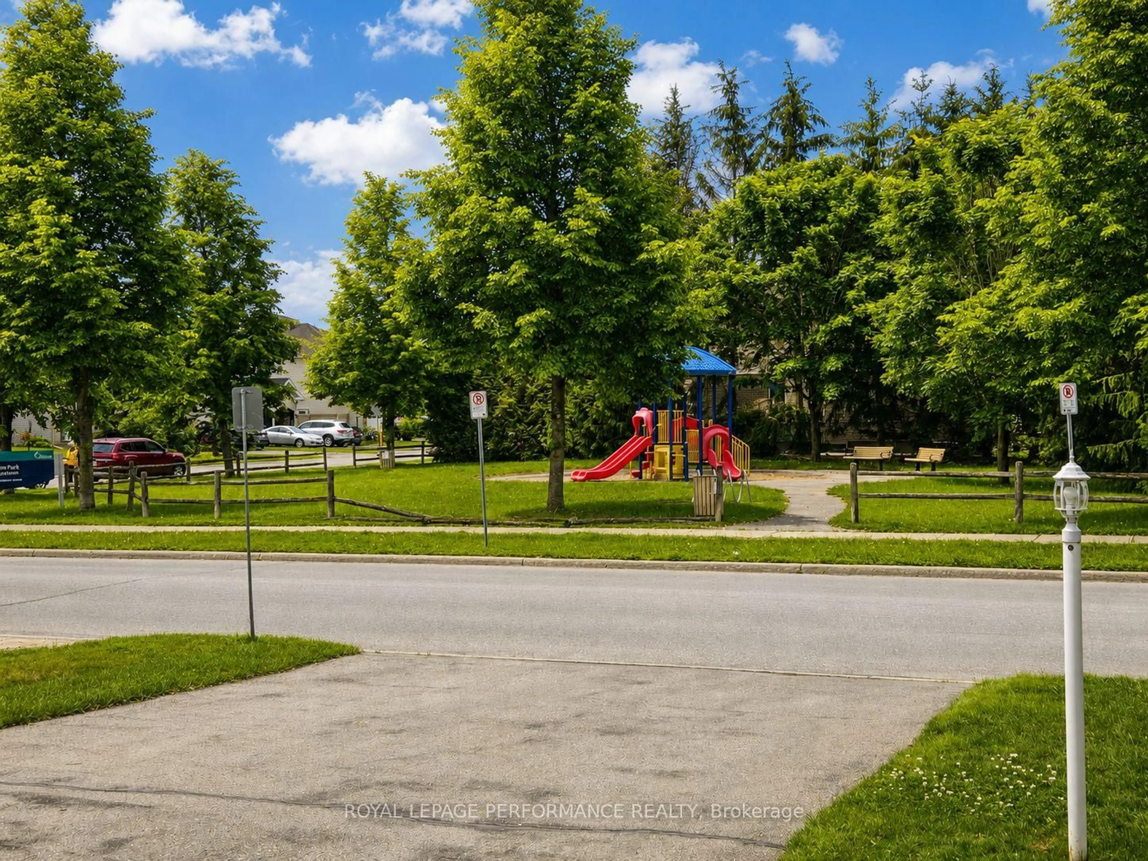 Unknown for 18 Hartsmere Dr, Ottawa Ontario K2S 1K2