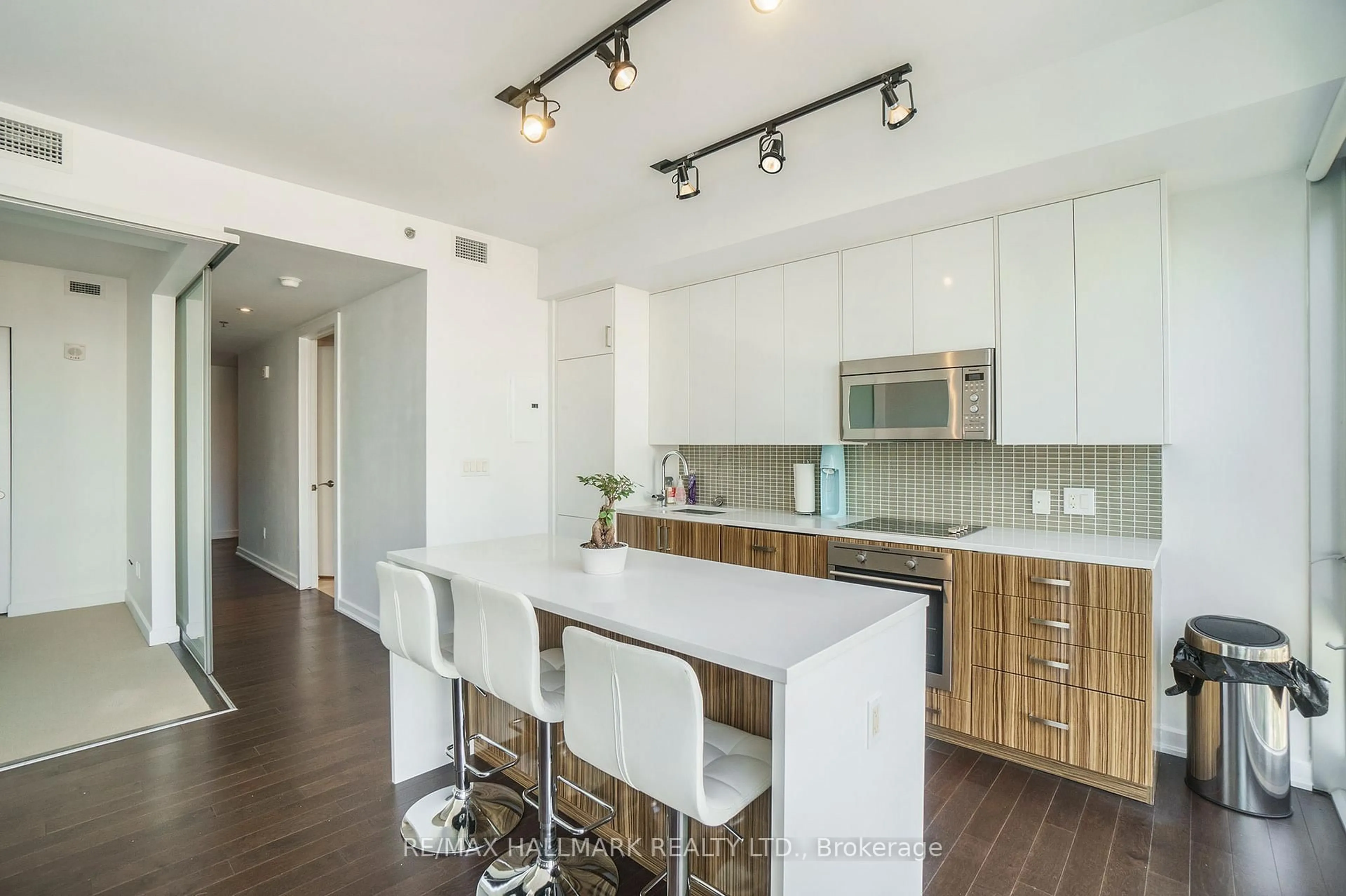Open concept kitchen, unknown for 300 Lisgar St #1113, Ottawa Ontario K2P 0E2