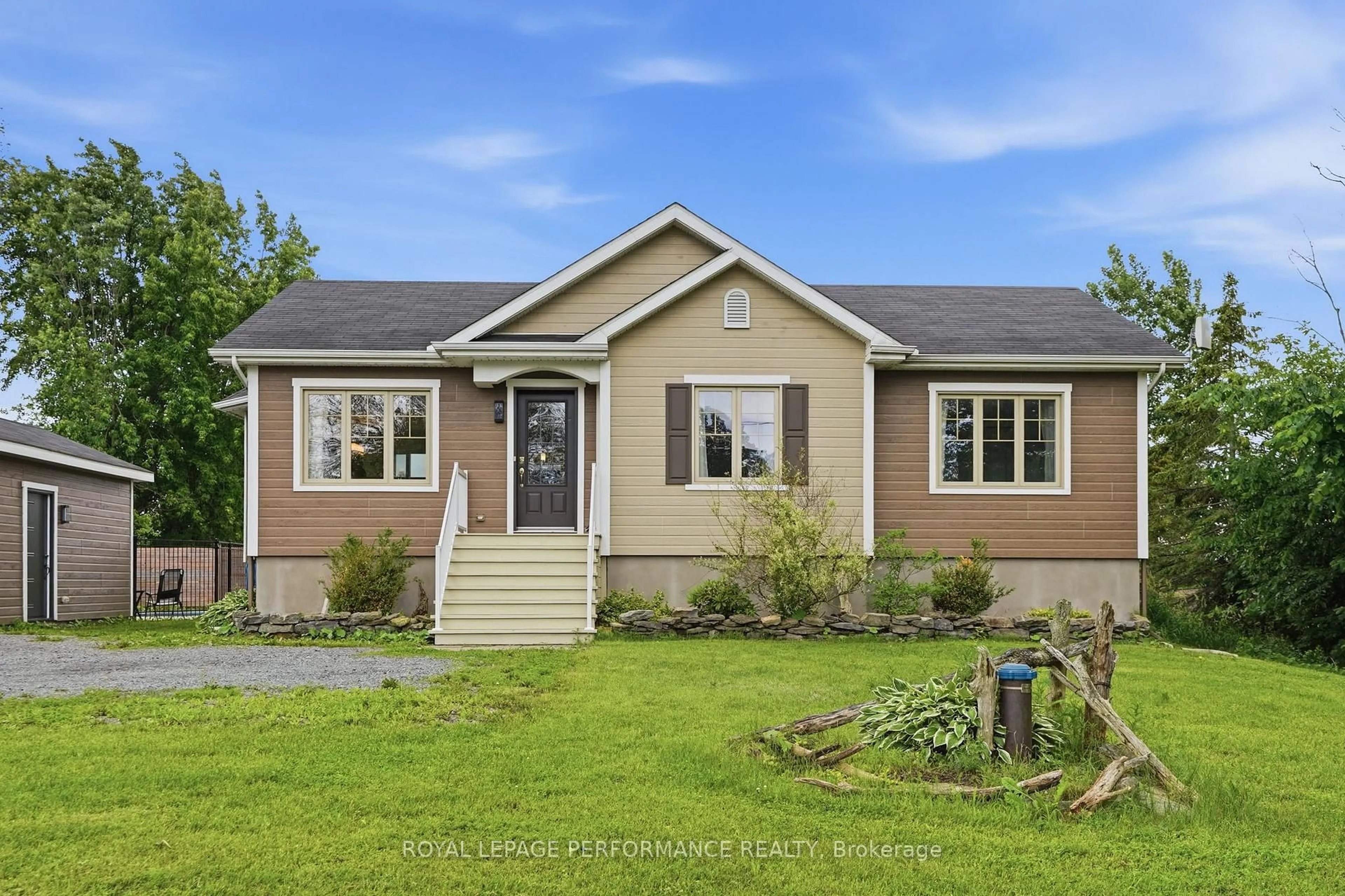 Unknown for 2383 Bay Rd, Champlain Ontario K0B 1K0
