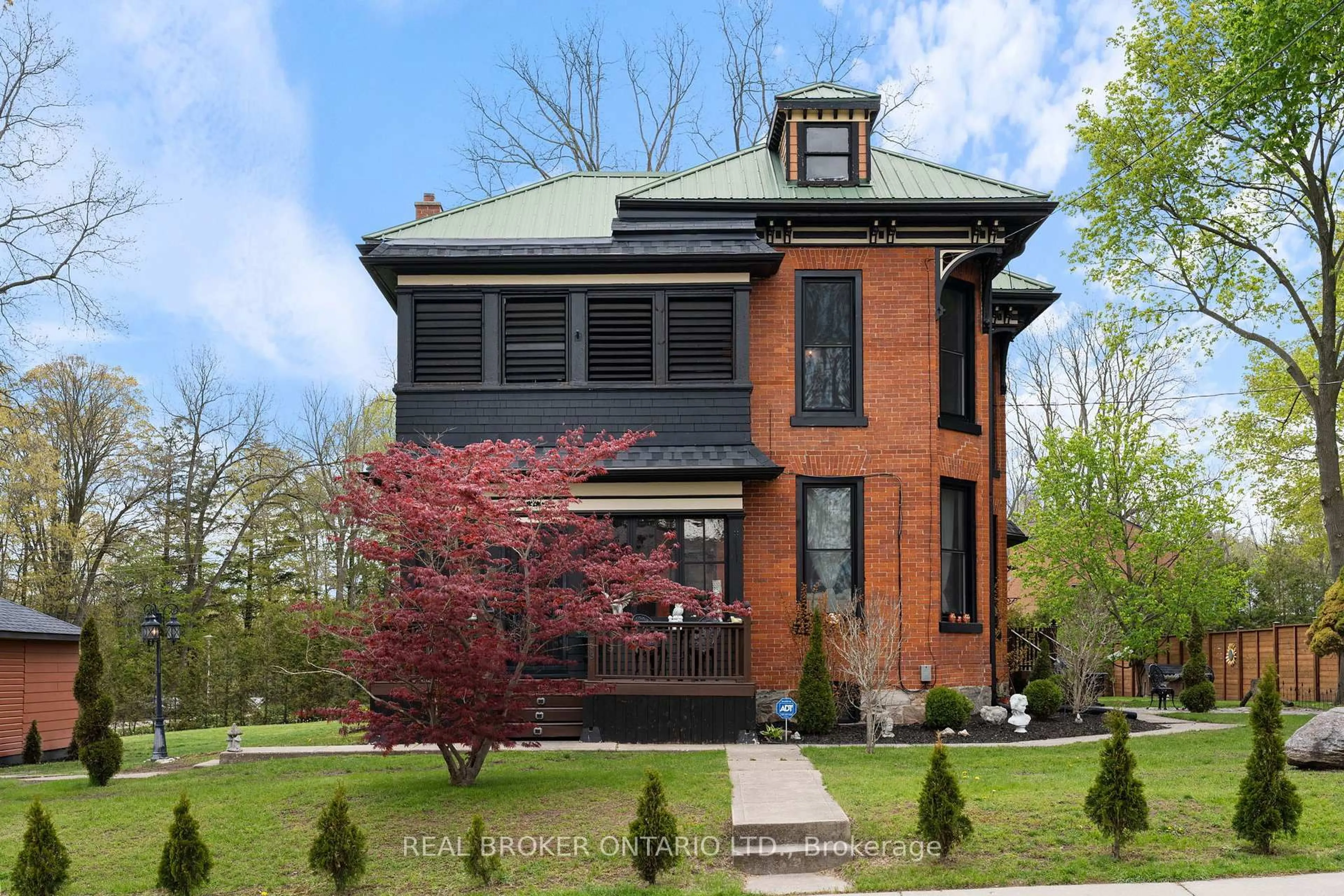 Unknown for 259 Western Ave, Norfolk Ontario N4B 1R9