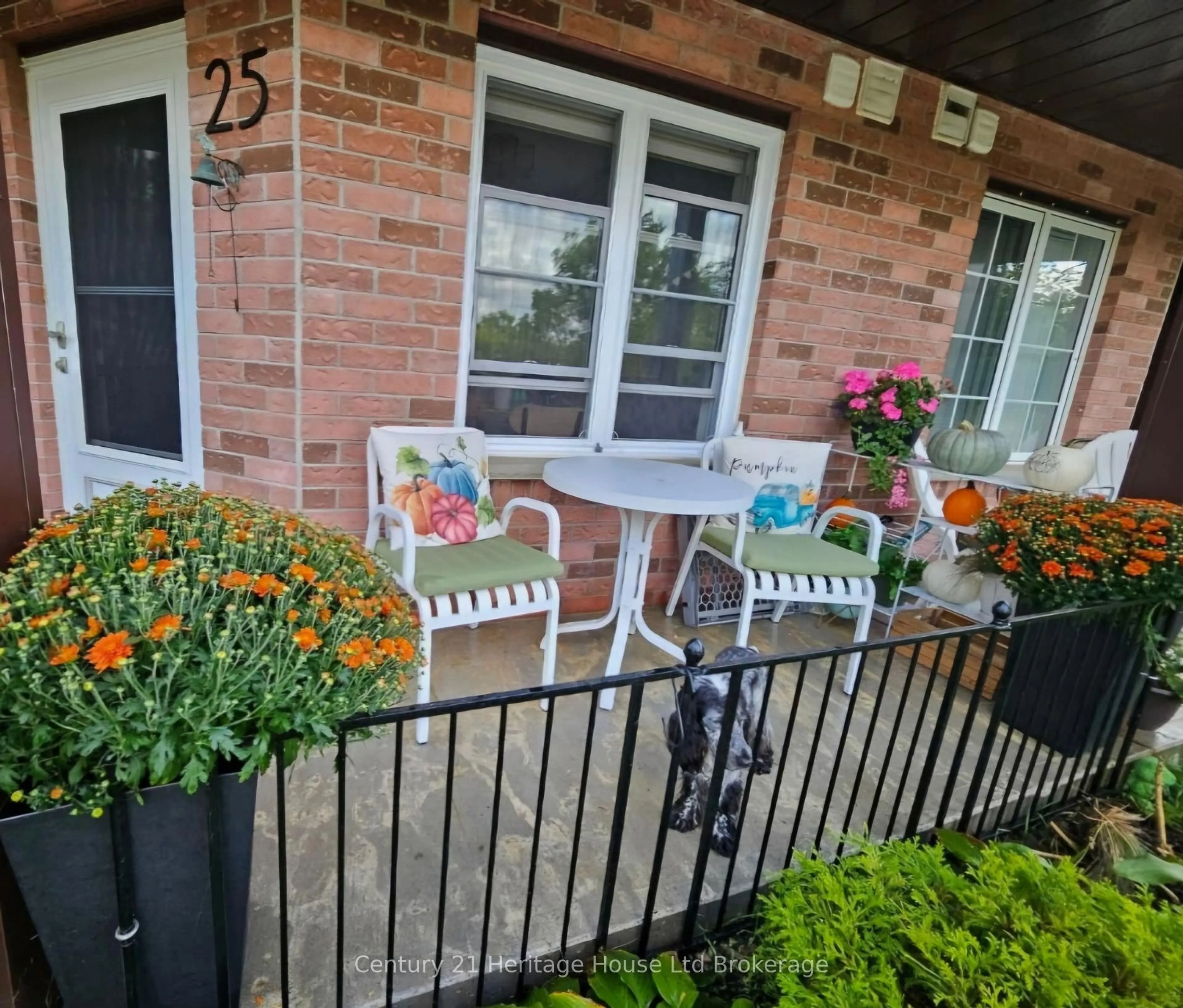 Unknown for 20 Huron St #25, St. Marys Ontario N4X 1C5