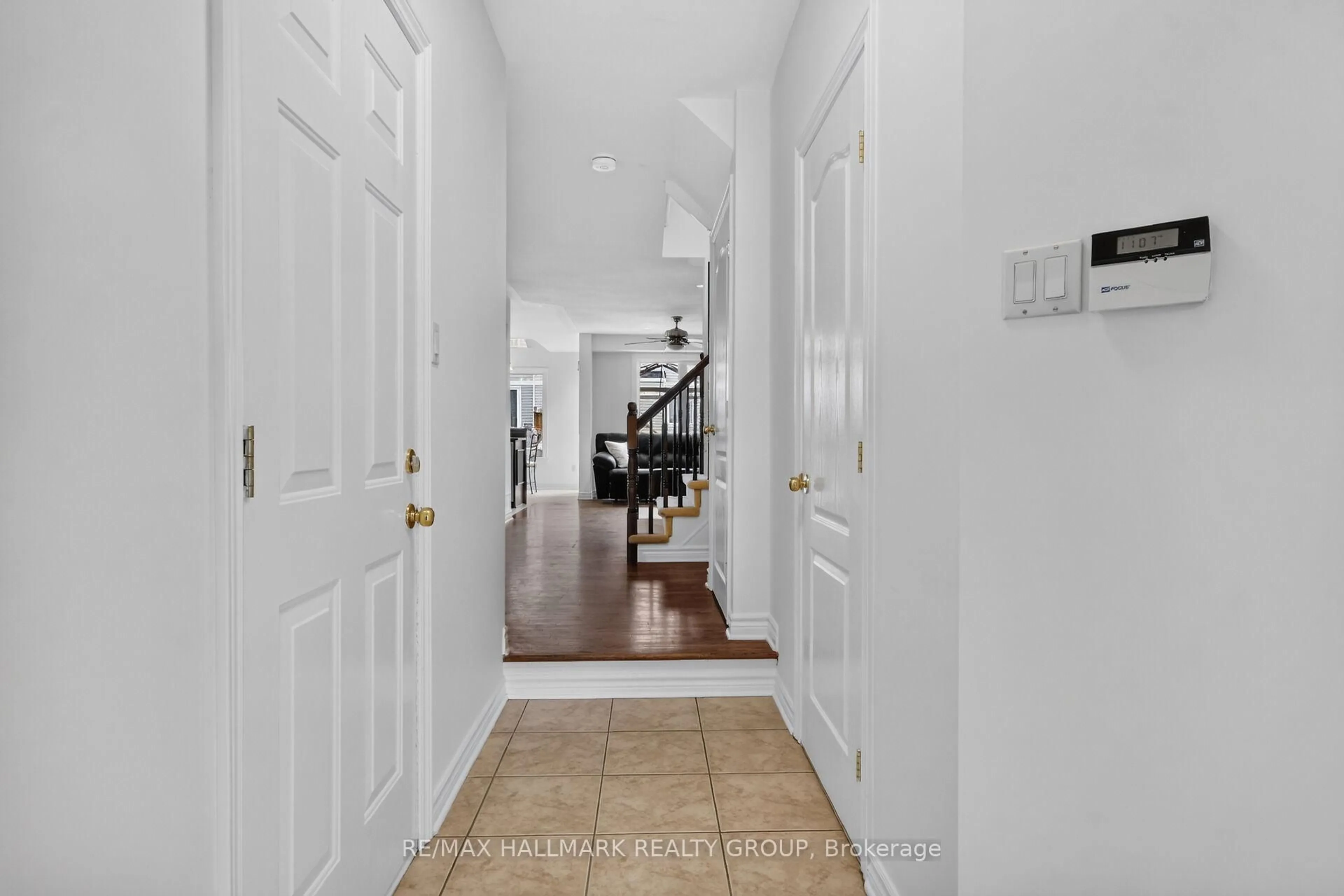 Unknown for 258 Deerfox Dr, Ottawa Ontario K2J 4Z2