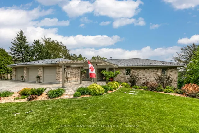 1351 Keast Dr, Greater Sudbury 2