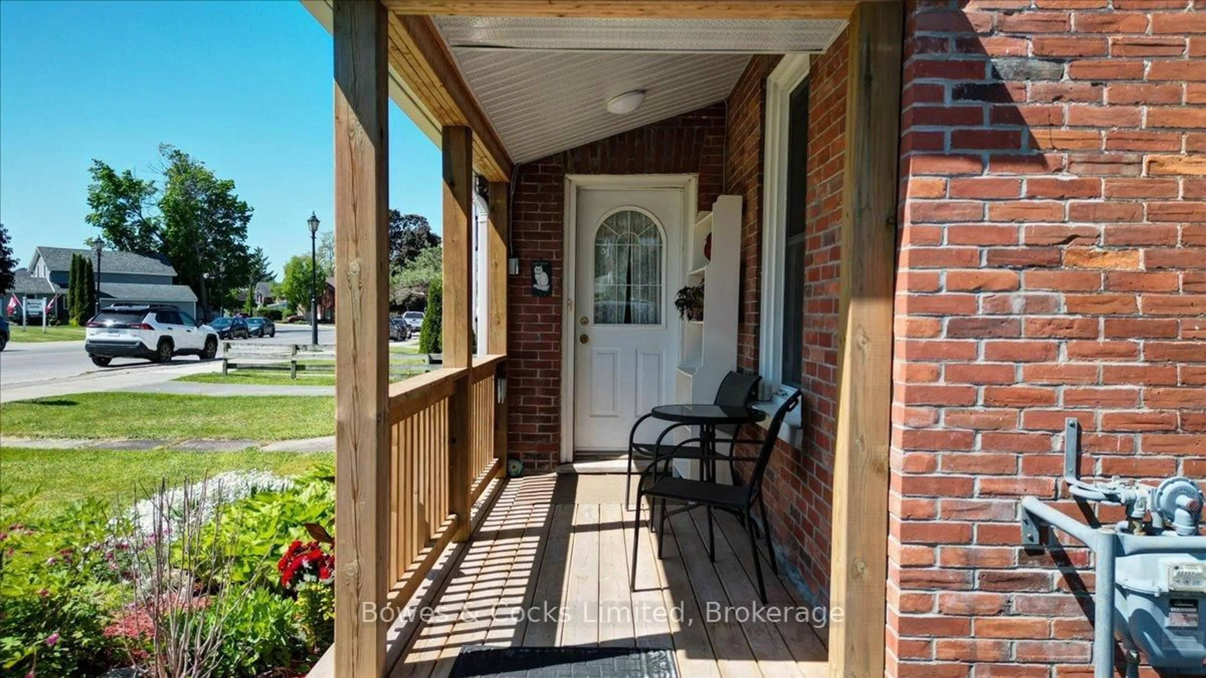 Indoor entryway for 126 Front St, Trent Hills Ontario K0L 1L0