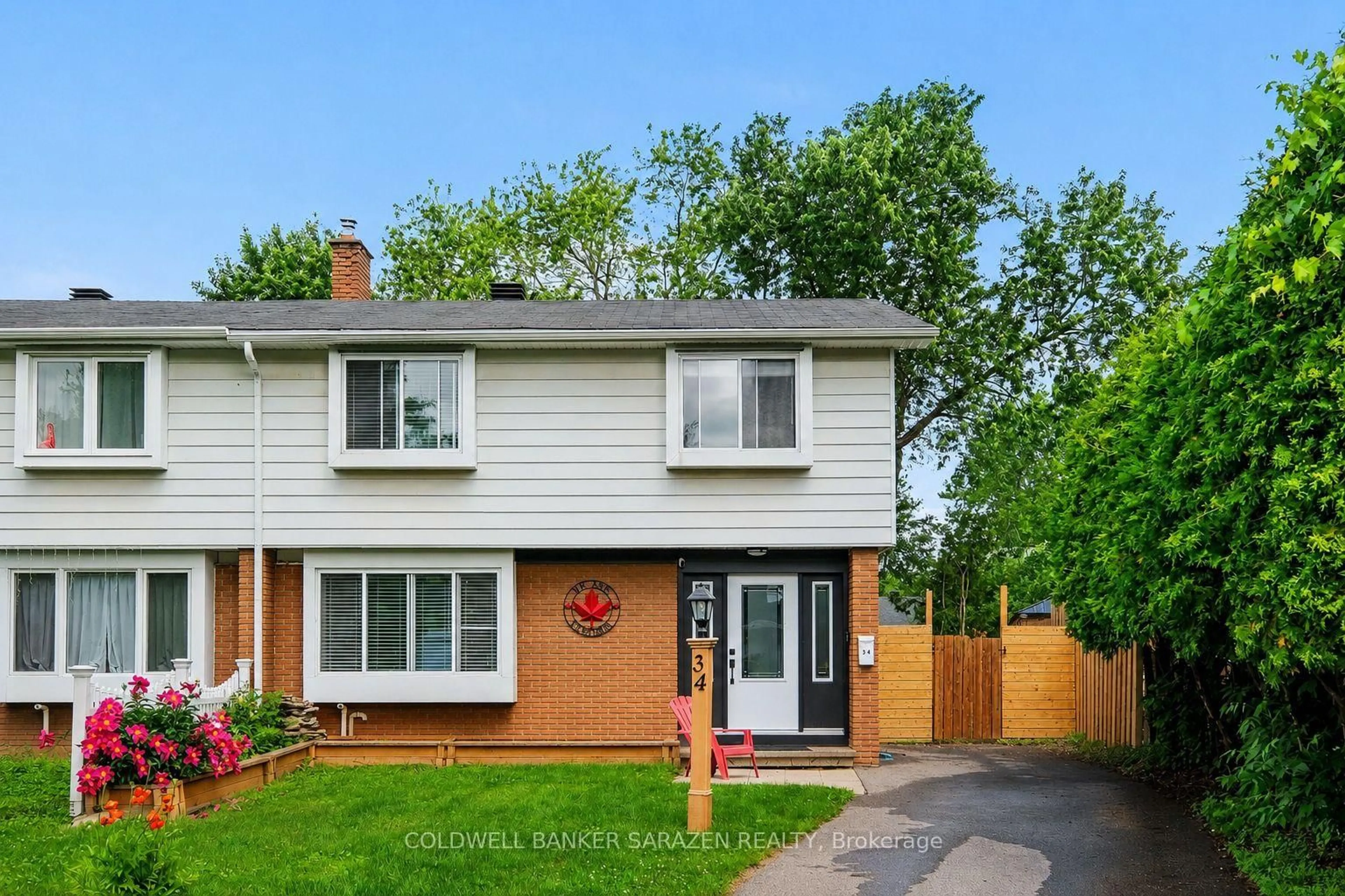 Unknown for 34 Downsview Cres, Ottawa Ontario K2G 0A5