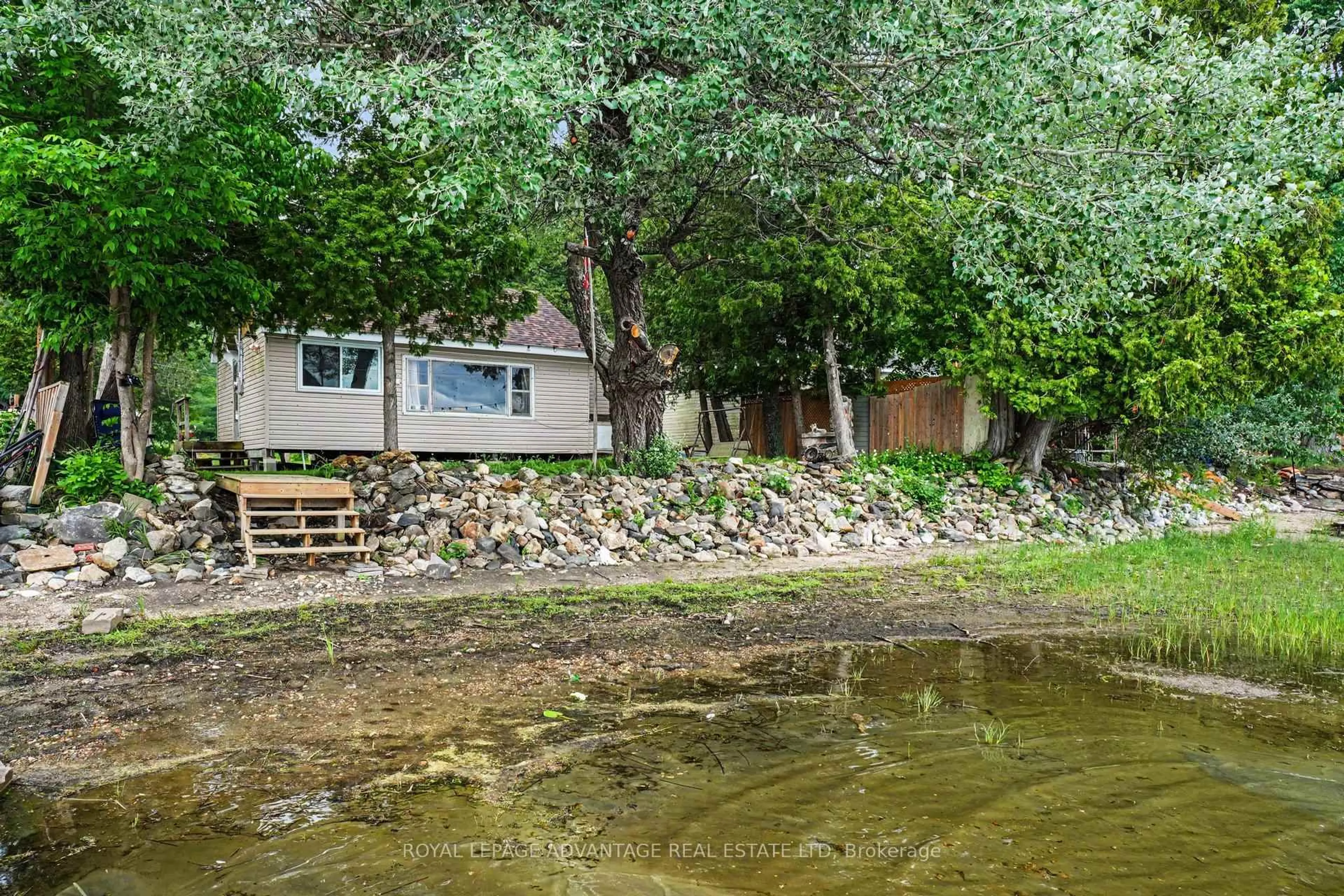 A pic from outside/outdoor area/front of a property/back of a property/a pic from drone, water/lake/river/ocean view for 507 Stewart Lane, Mcdonalds Corners Ontario K0G 1M0