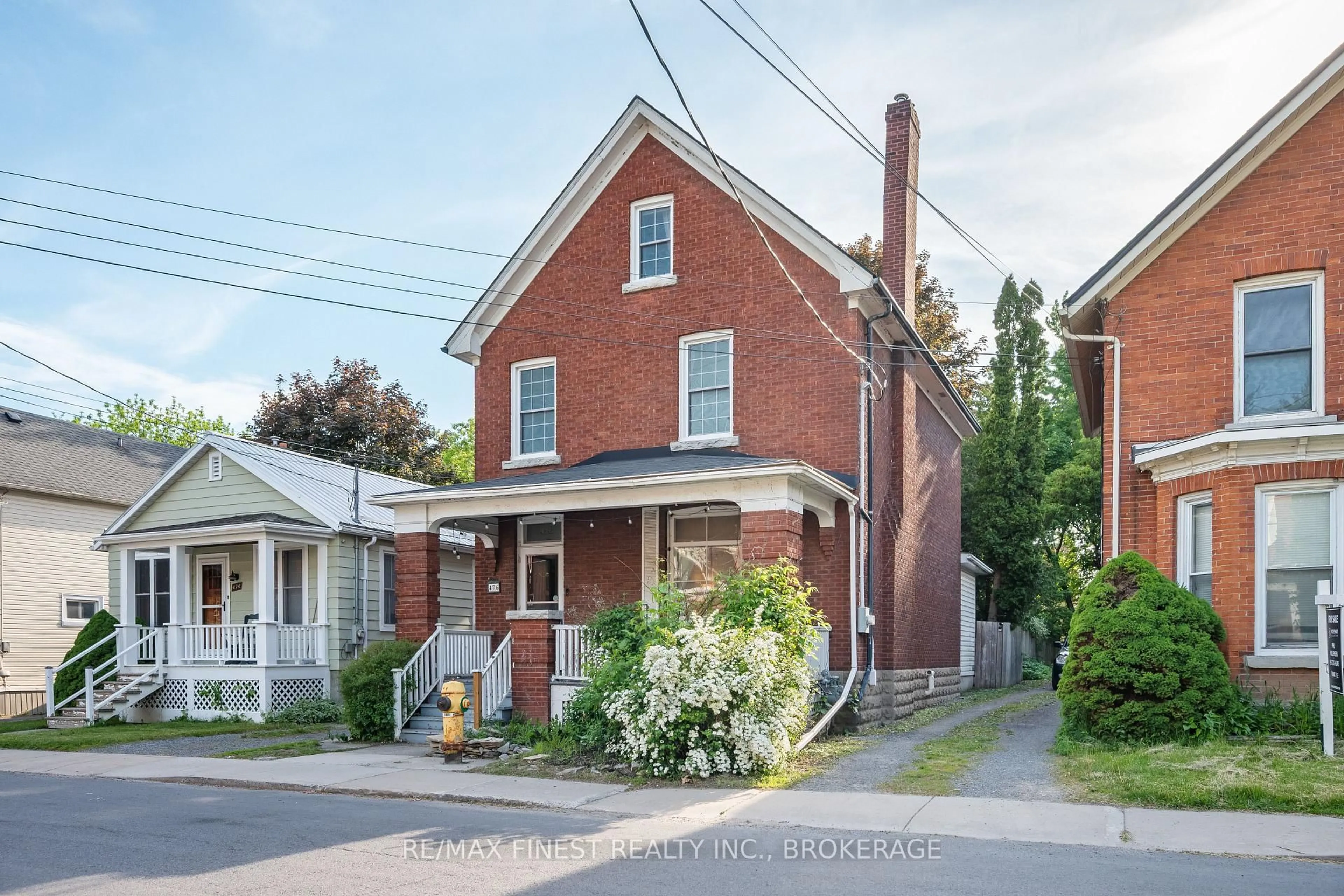 Home with brick exterior material, street for 476 Victoria St, Kingston Ontario K7L 3Z7