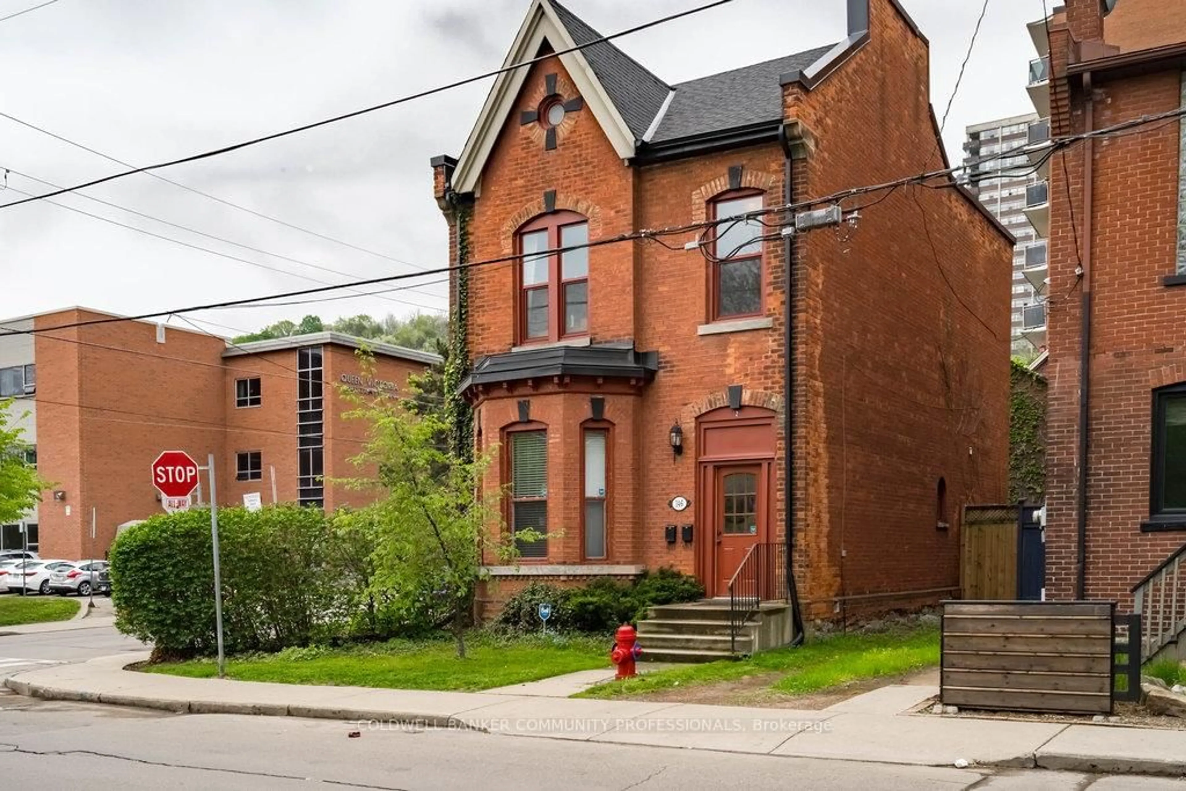 Unknown for 146 Forest Ave, Hamilton Ontario L8N 1X5