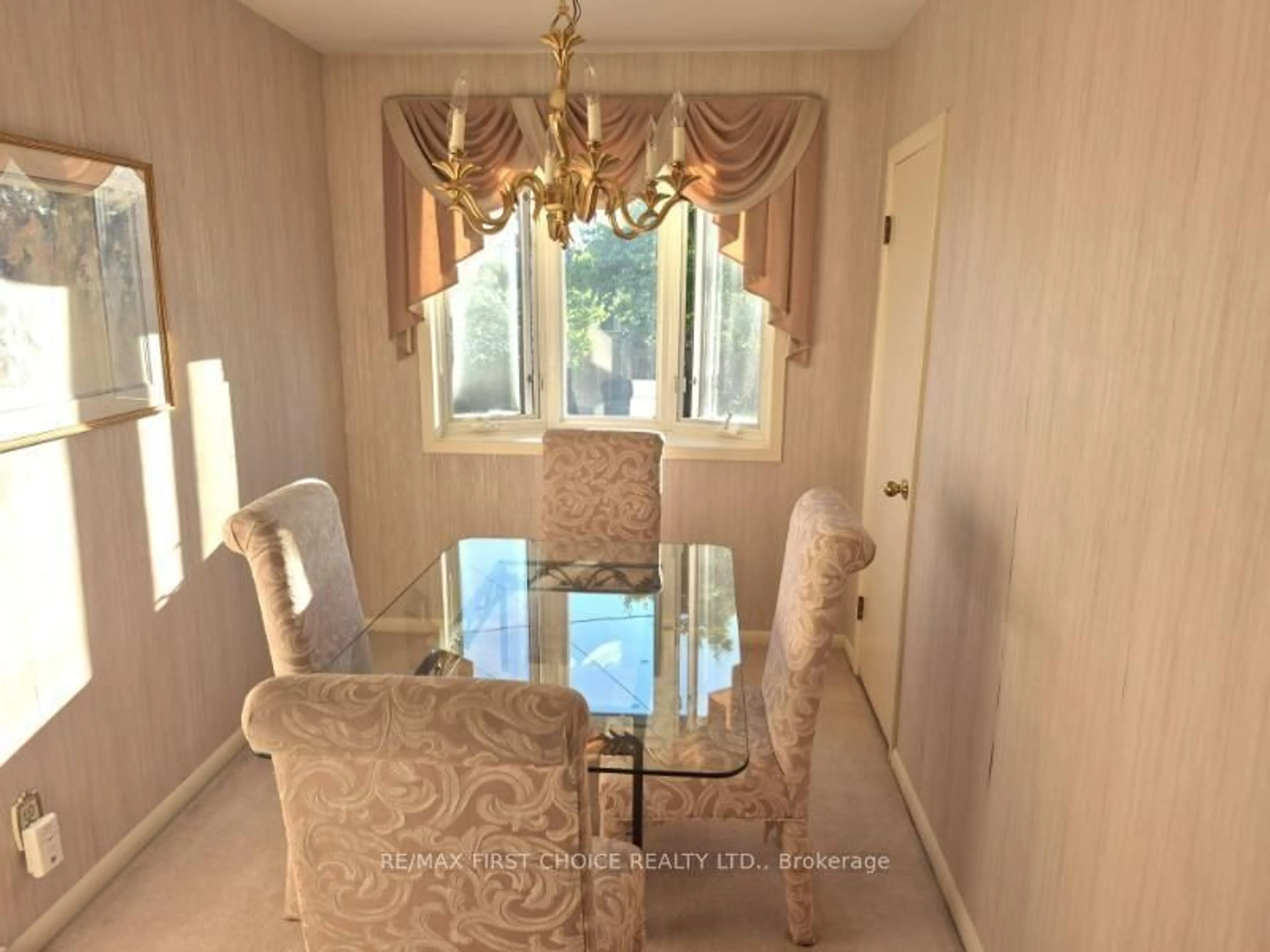 Unknown for 219 Maplewood St, Thunder Bay Ontario P7C 4N3