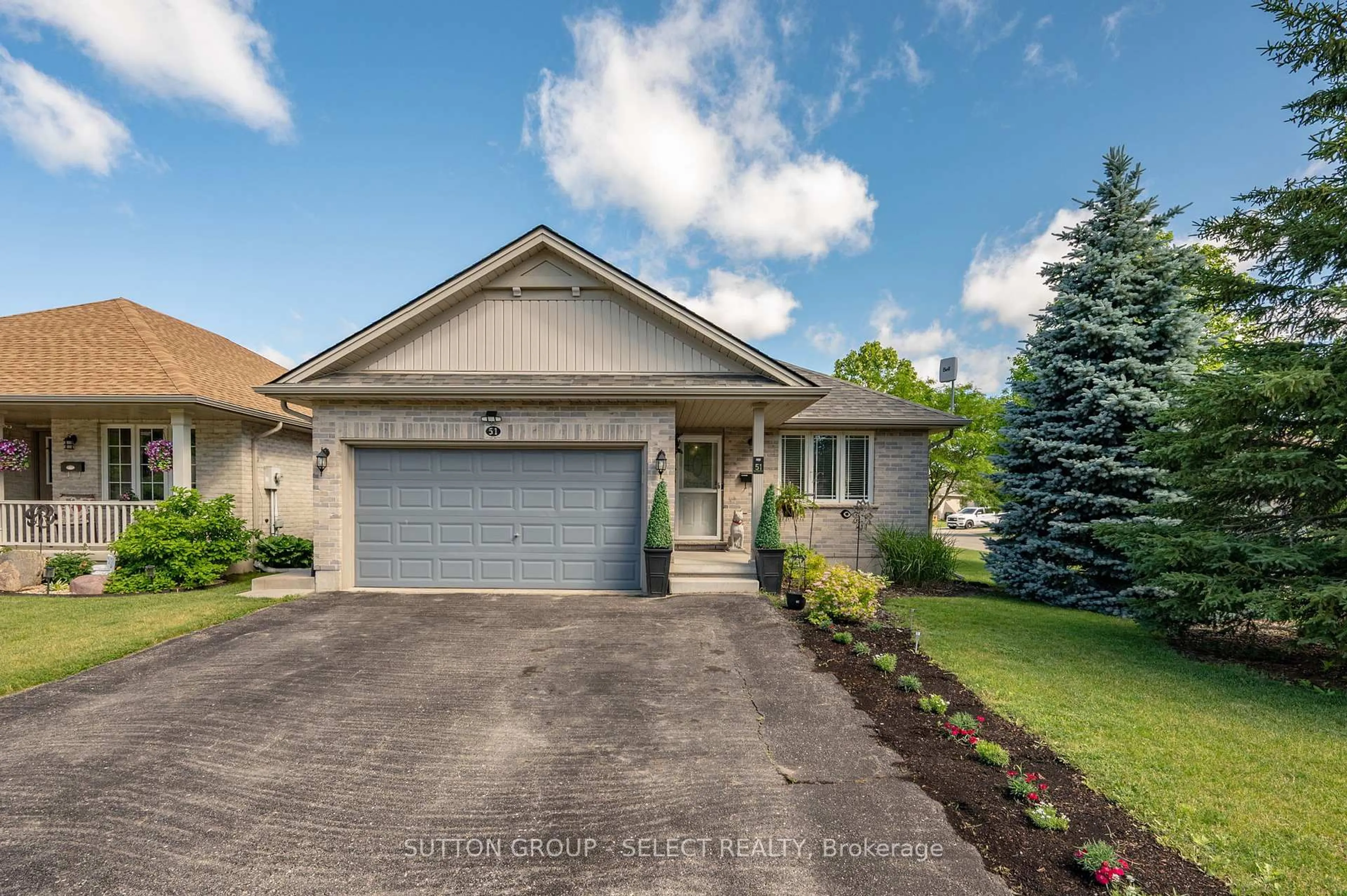 Unknown for 51 Greenway Blvd, St. Thomas Ontario N5P 4P8