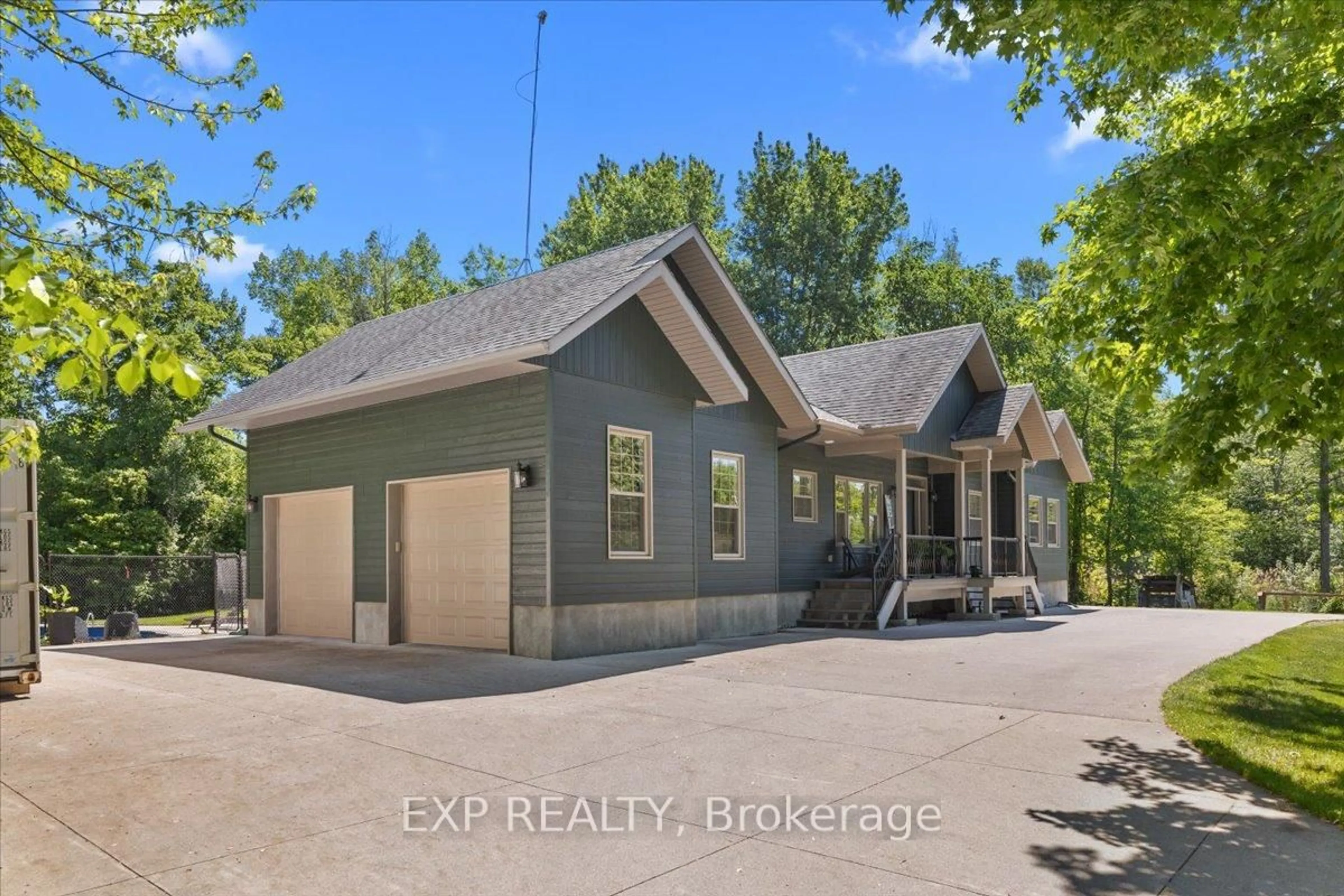 A pic from outside/outdoor area/front of a property/back of a property/a pic from drone, unknown for 72 Darcys Way, North Grenville Ontario K0G 1J0