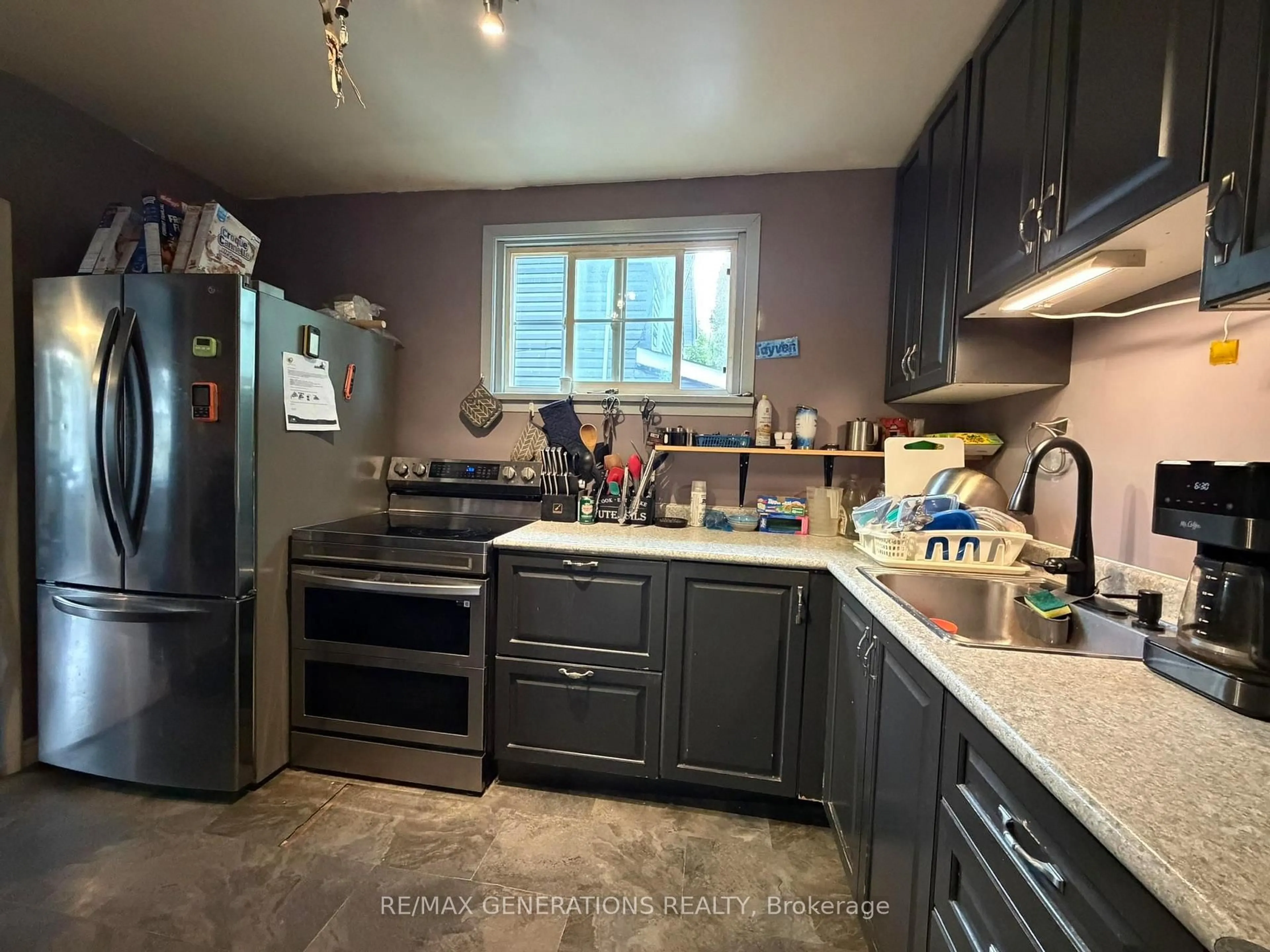 Unknown for 444 McKellar St, Thunder Bay Ontario P7C 4A1