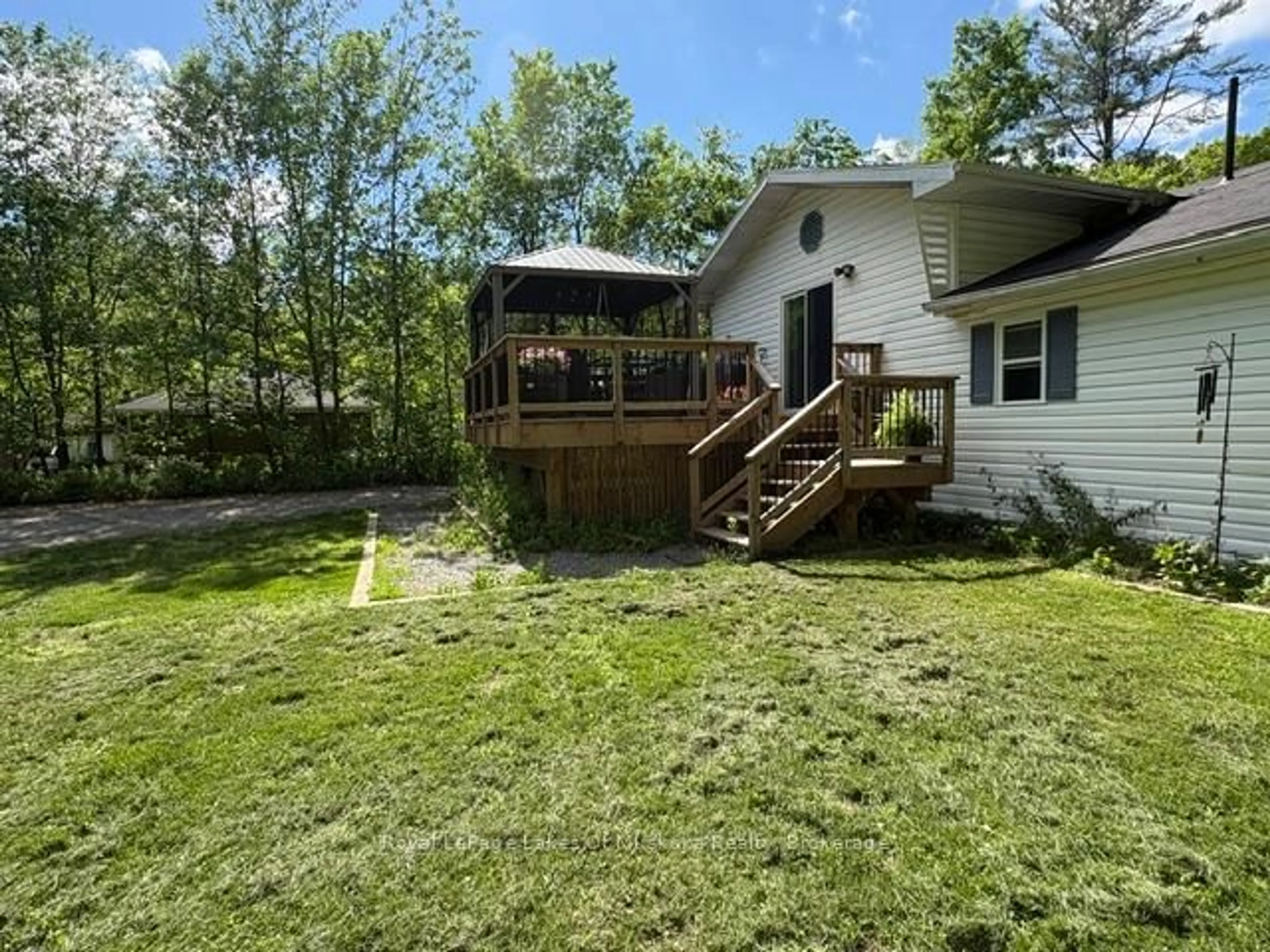 Unknown for 95 Clearwater Lake Rd, Huntsville Ontario P0B 1L0