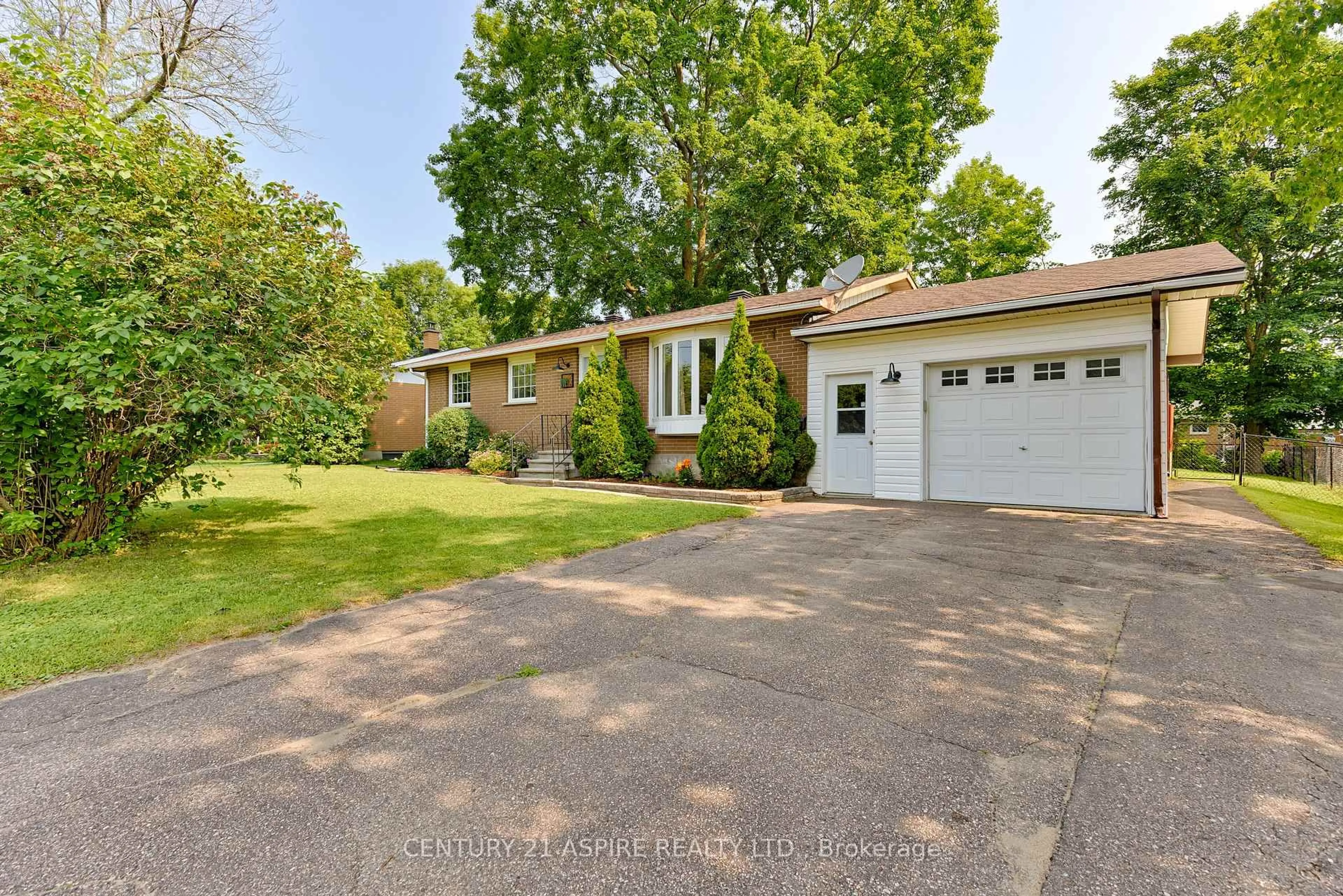 Home with brick exterior material, street for 22 Harris Cres, Beachburg Ontario K0J 1C0