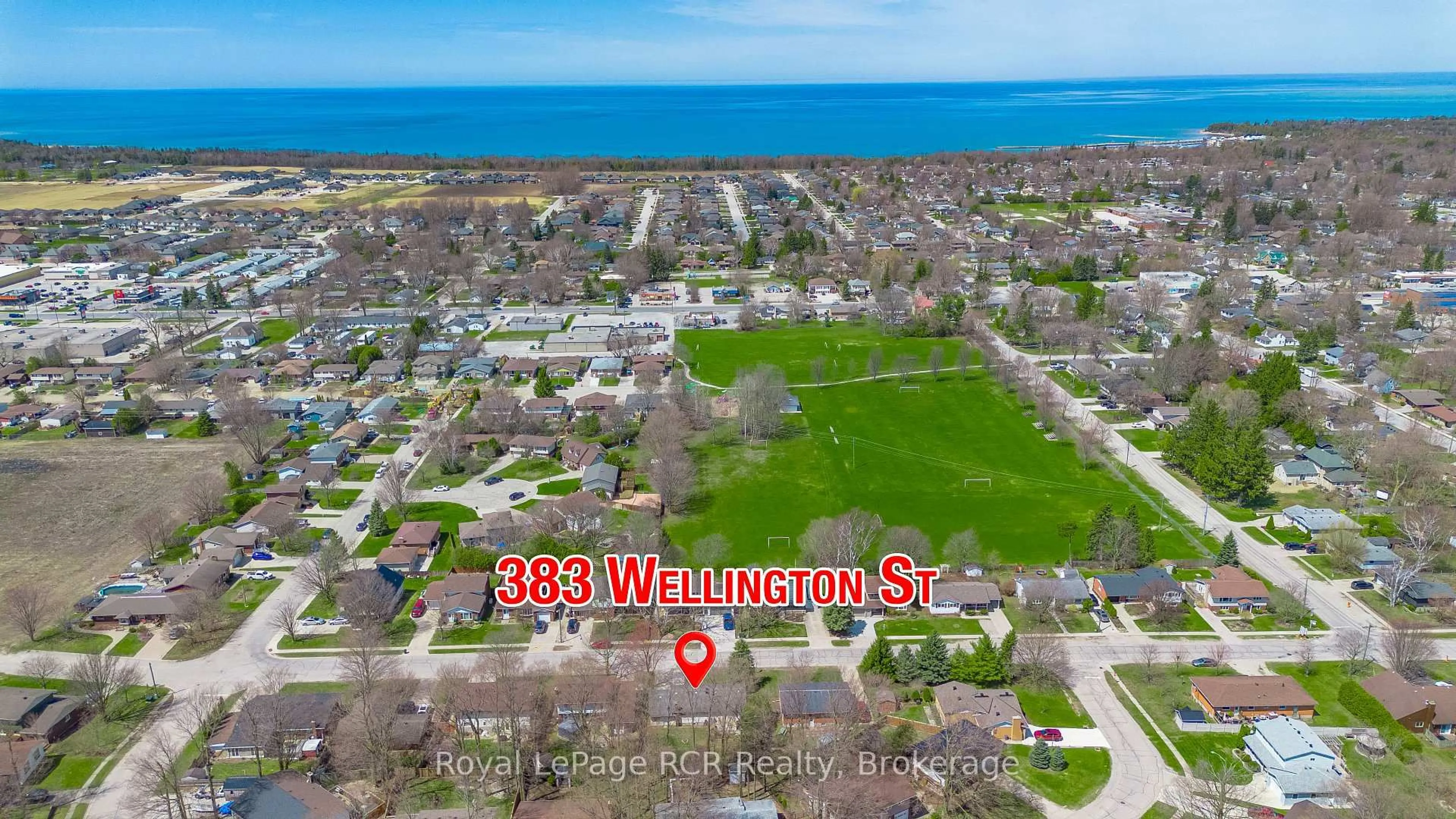 A pic from outside/outdoor area/front of a property/back of a property/a pic from drone, water/lake/river/ocean view for 383 WELLINGTON St, Saugeen Shores Ontario N0H 2C4