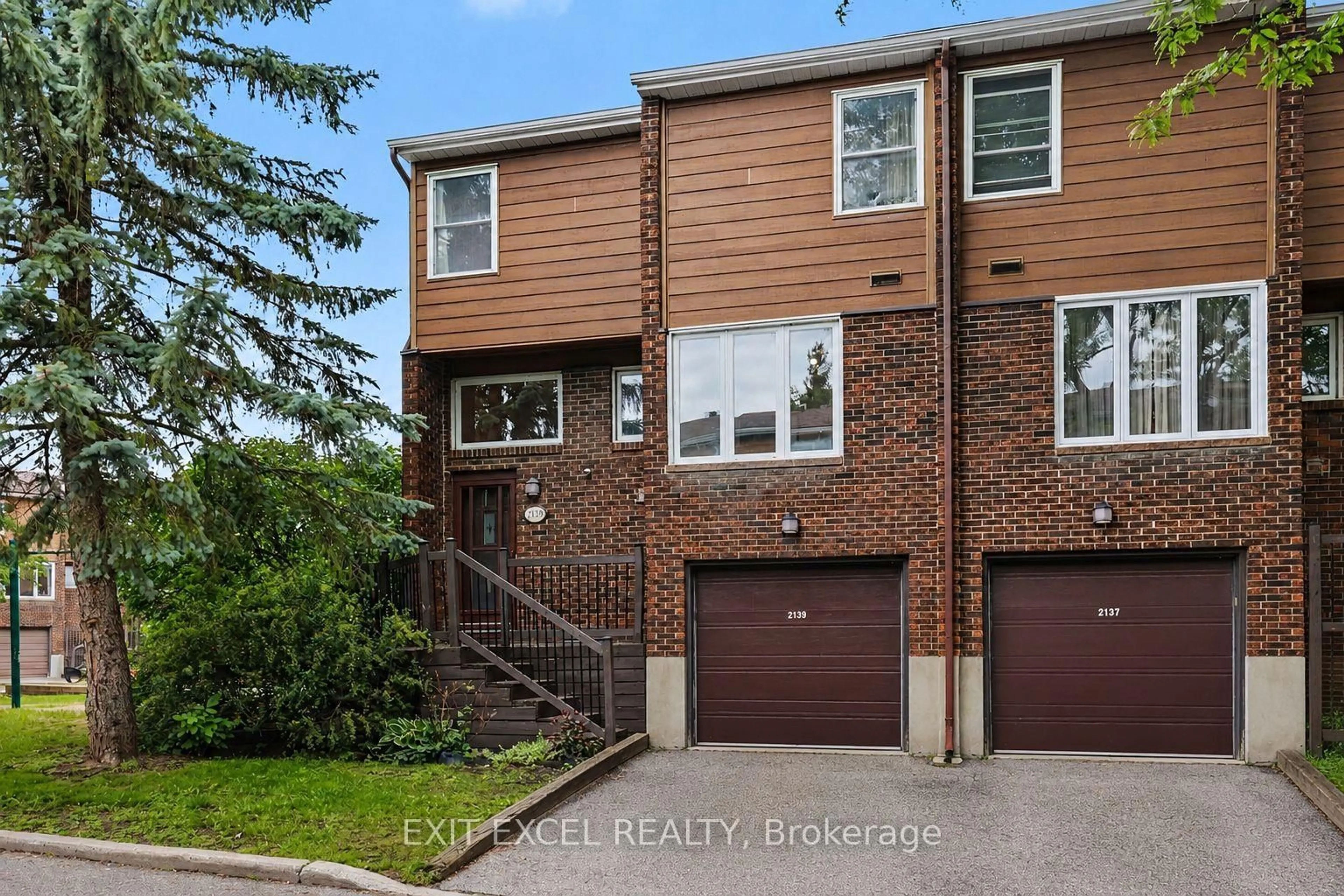 Home with brick exterior material, street for 2139 Eric Cres #47, Ottawa Ontario K1B 4P5