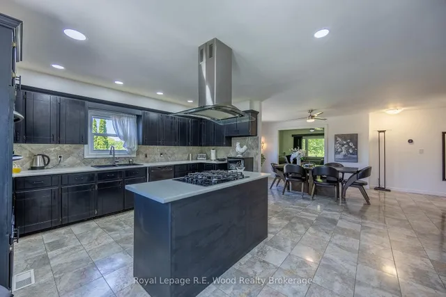 82 Gilbert Rd, Norfolk 4