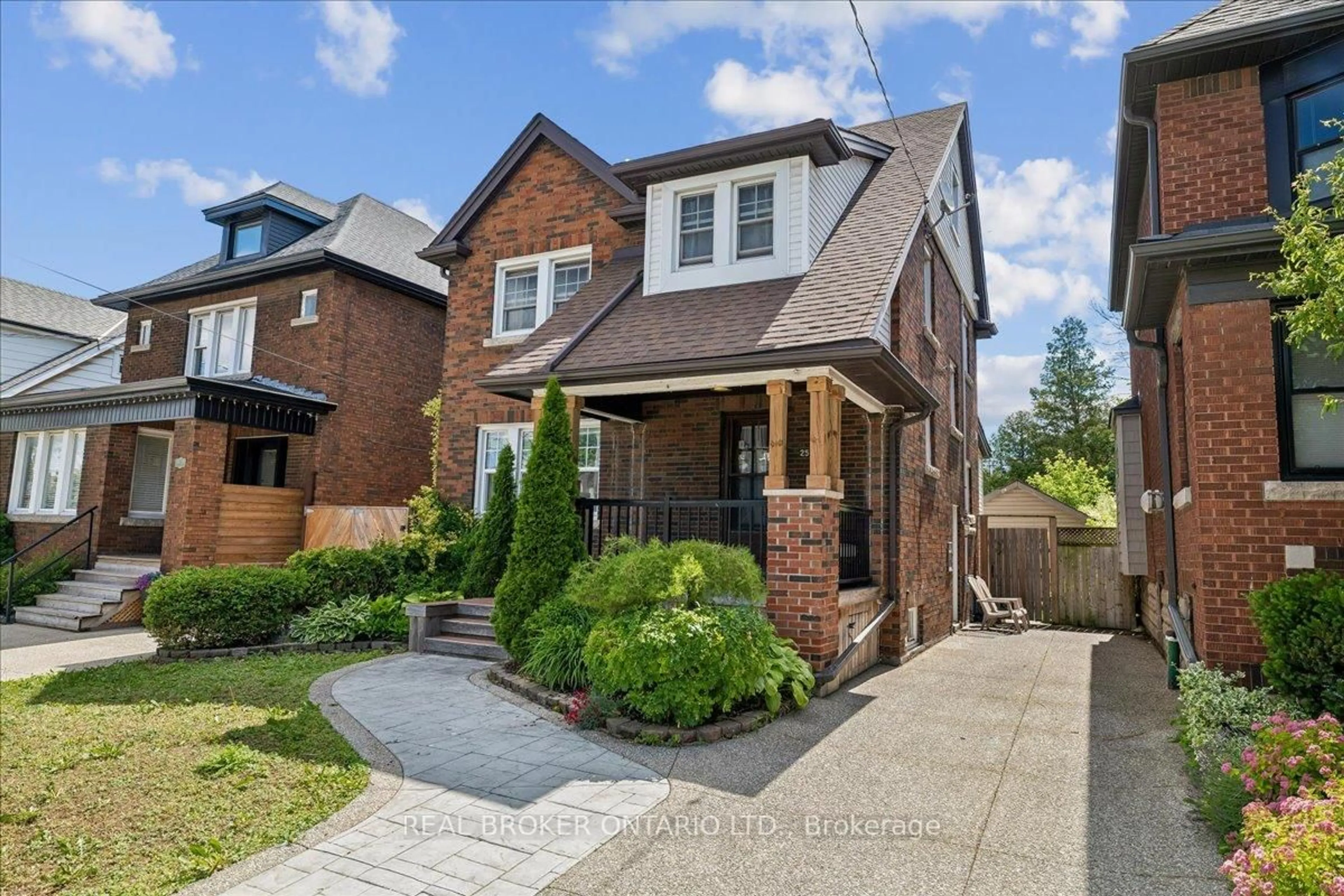 Home with brick exterior material, street for 25 Ottawa St, Hamilton Ontario L8K 2C9