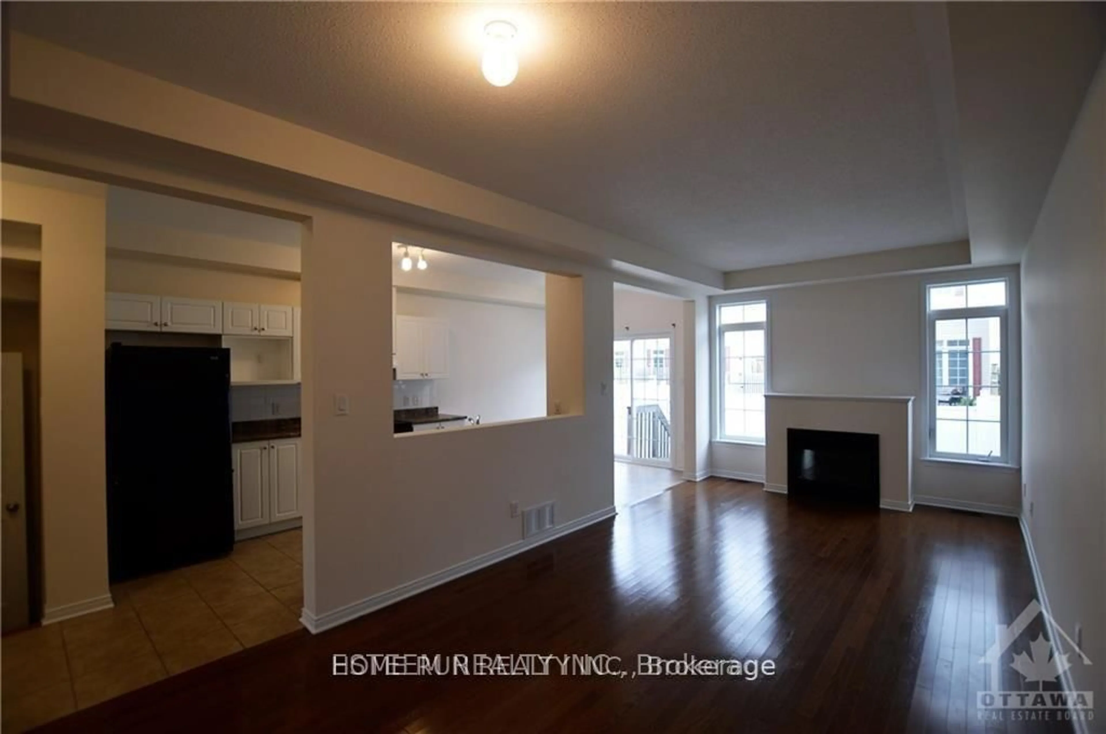 A pic of a room for 567 Ashbourne Cres, Ottawa Ontario K2J 0P5