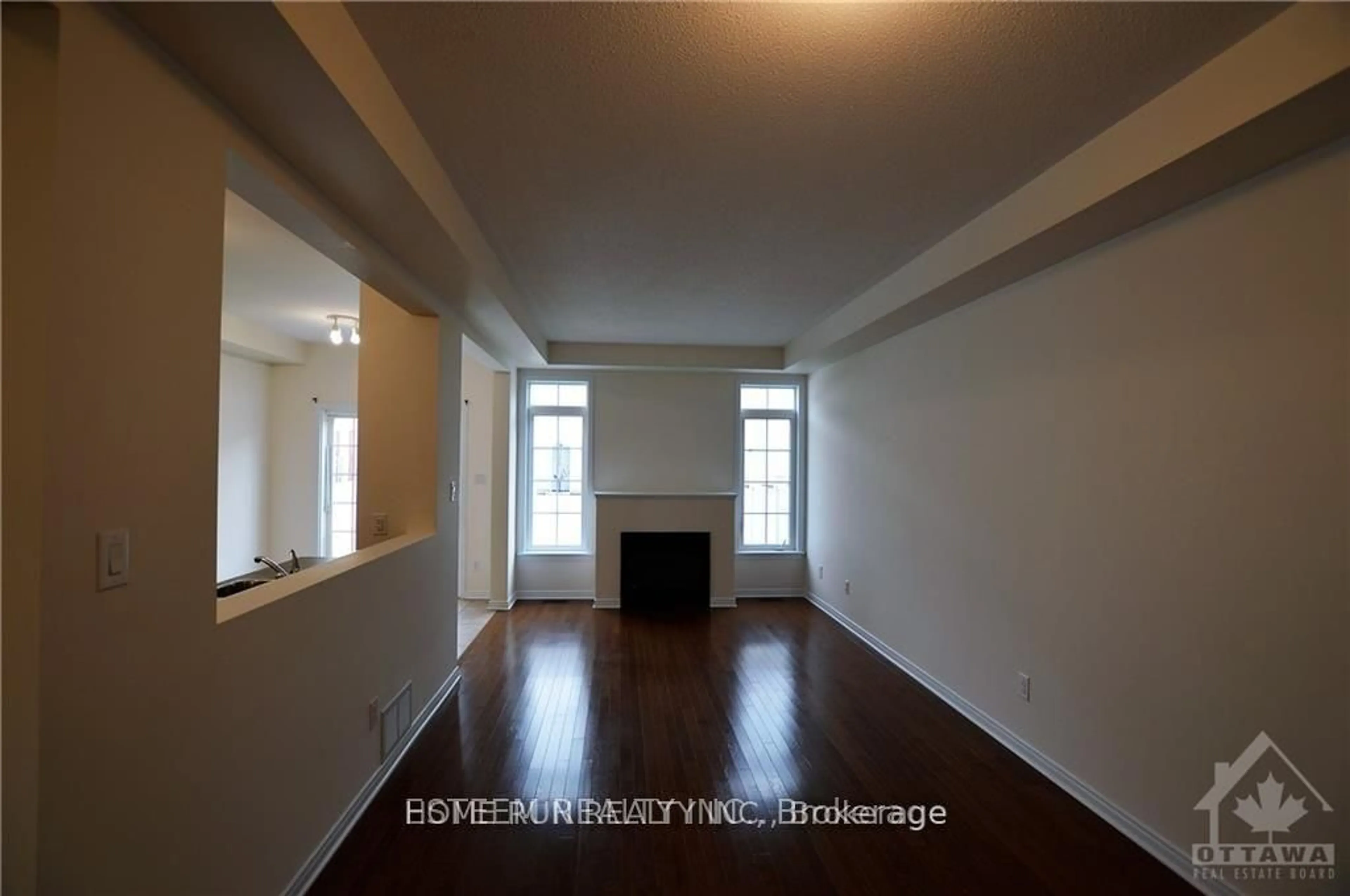 A pic of a room for 567 Ashbourne Cres, Ottawa Ontario K2J 0P5