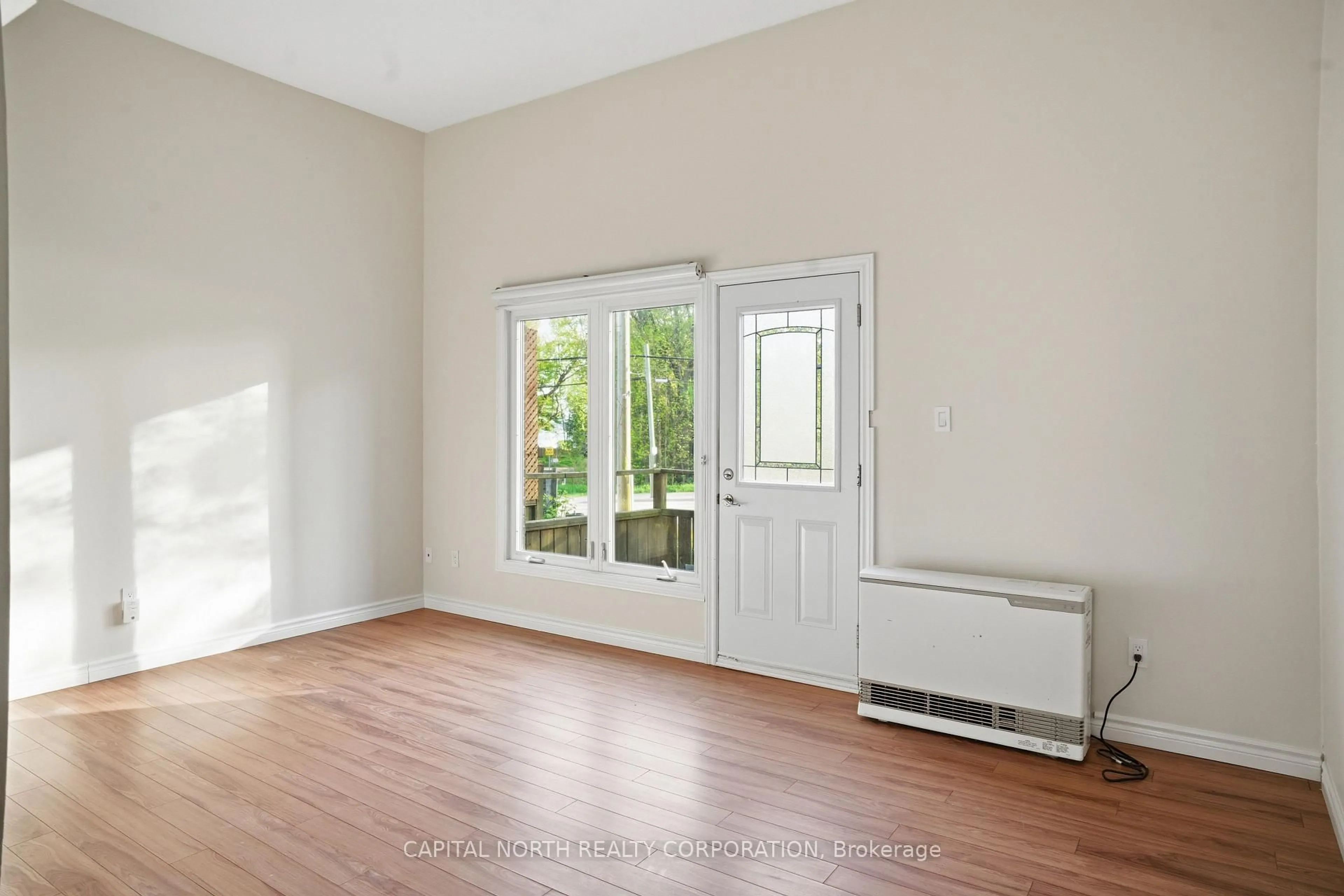 A pic of a room for 644 Lakeshore Dr #68, North Bay Ontario P1A 3N6