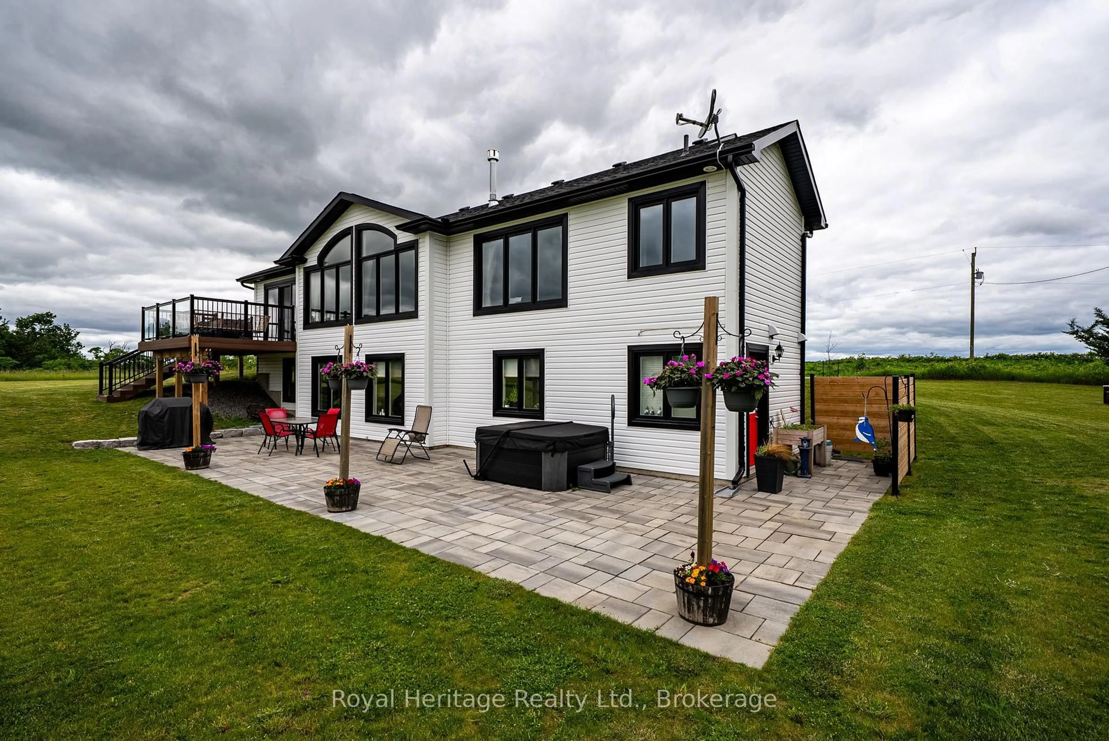 A pic from outside/outdoor area/front of a property/back of a property/a pic from drone, building for 12437 2nd Line Rd, Alnwick/Haldimand Ontario K0K 2X0