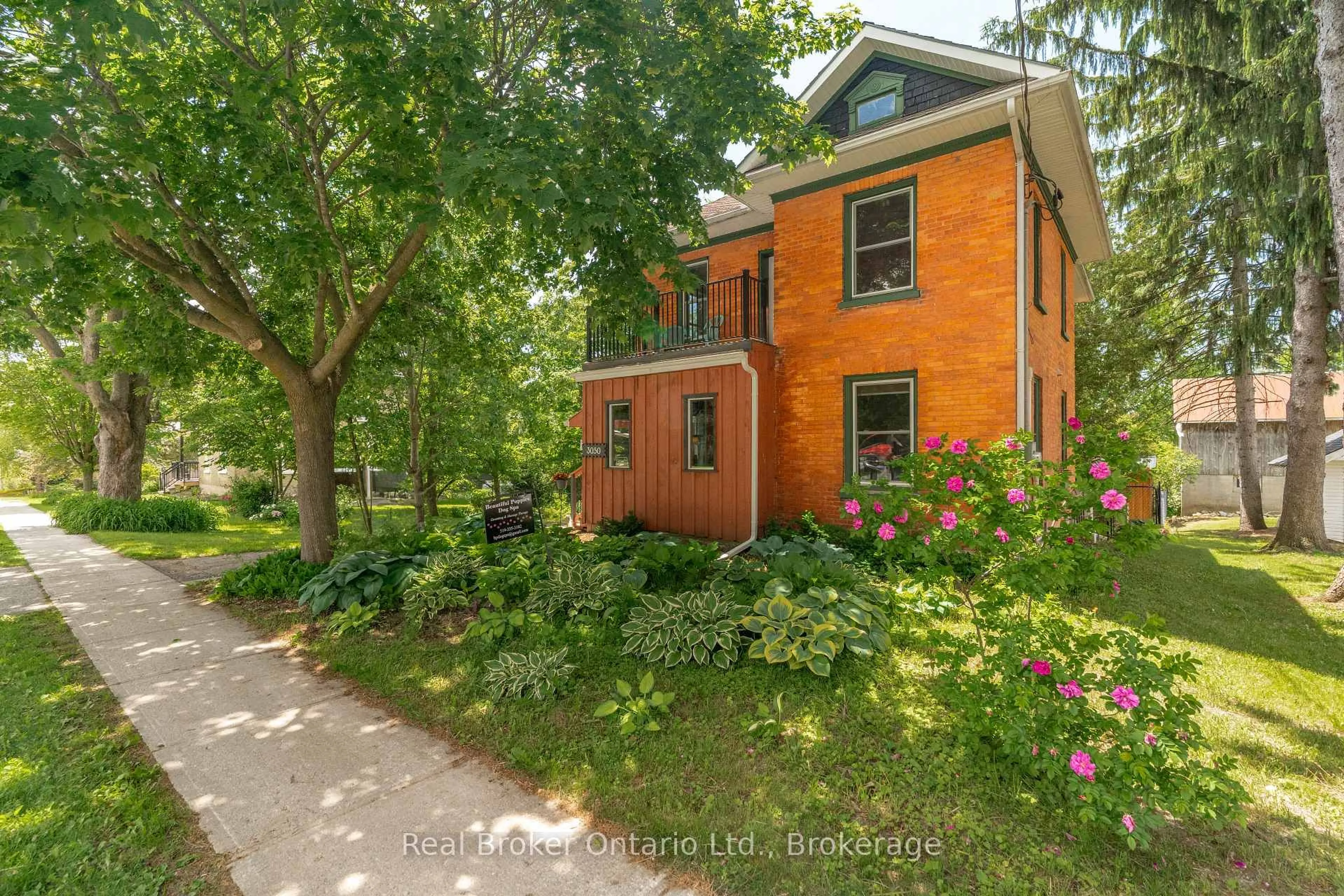 Home with brick exterior material, street for 3050 Patrick St, Howick Ontario N0G 1V0
