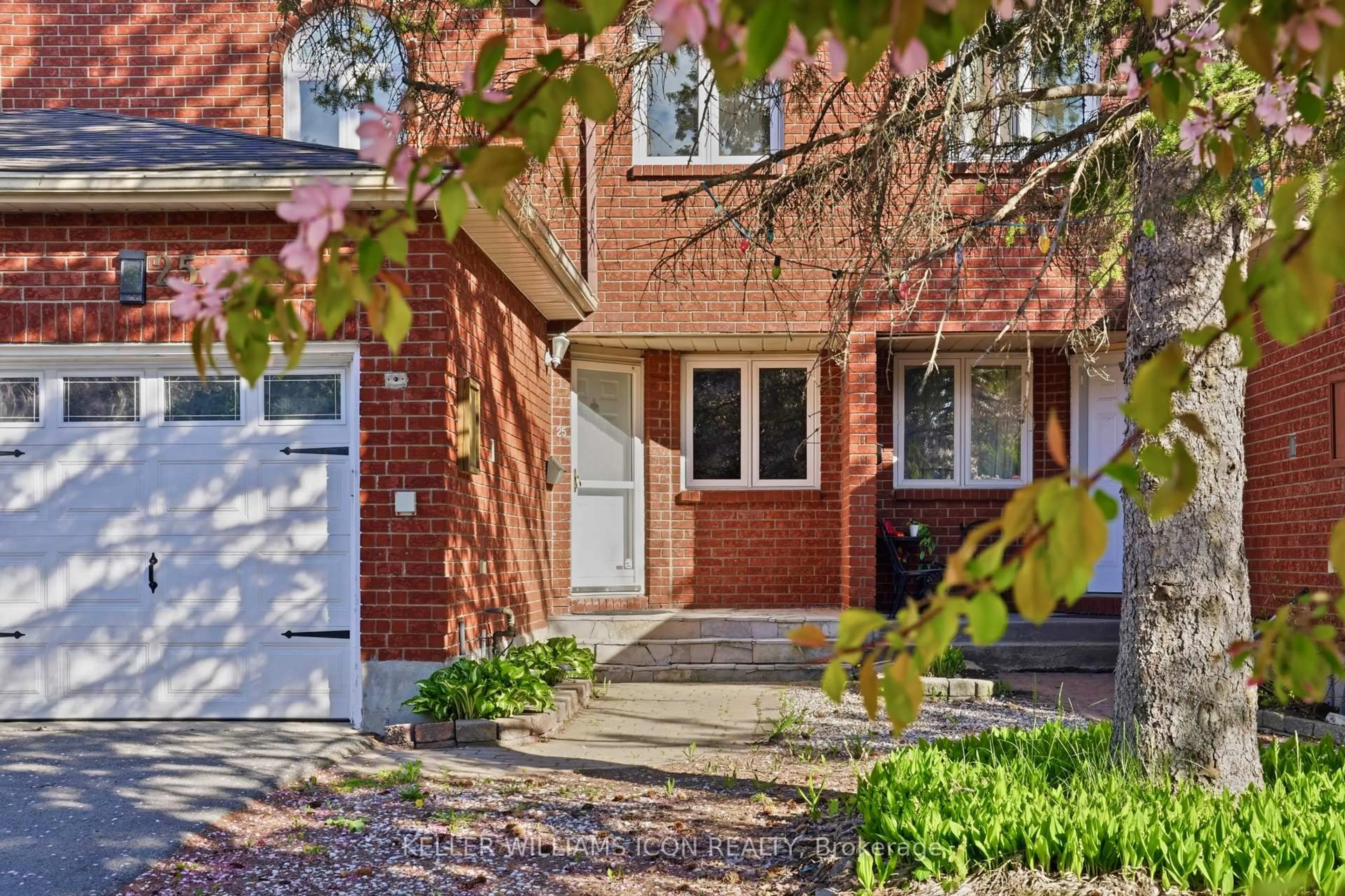 Home with brick exterior material, street for 25 Robarts Cres, Ottawa Ontario K2L 3Z4