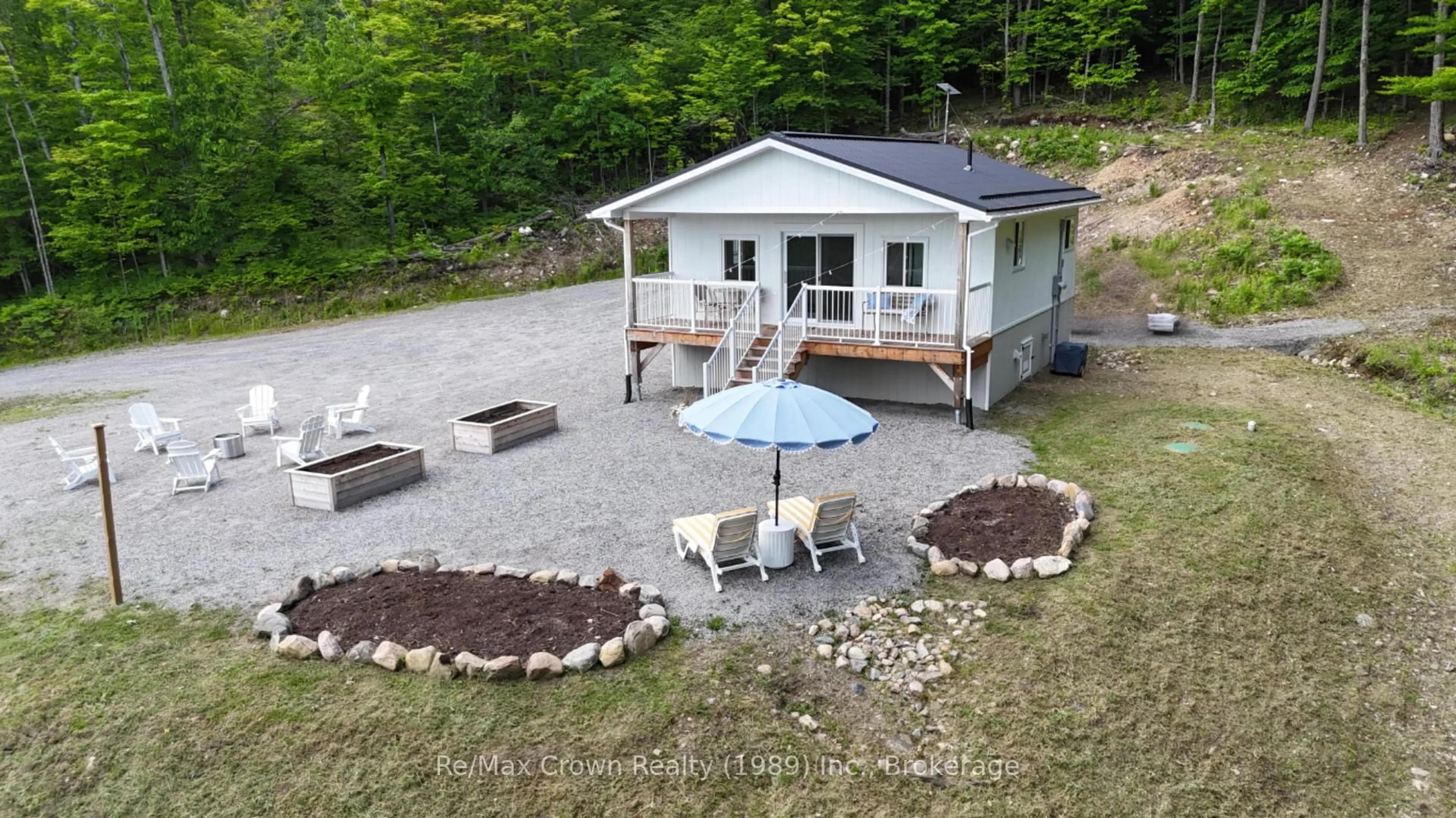 A pic from outside/outdoor area/front of a property/back of a property/a pic from drone, water/lake/river/ocean view for 1052 Limberlost Point Rd, Parry Sound Remote Area Ontario P0H 2R0
